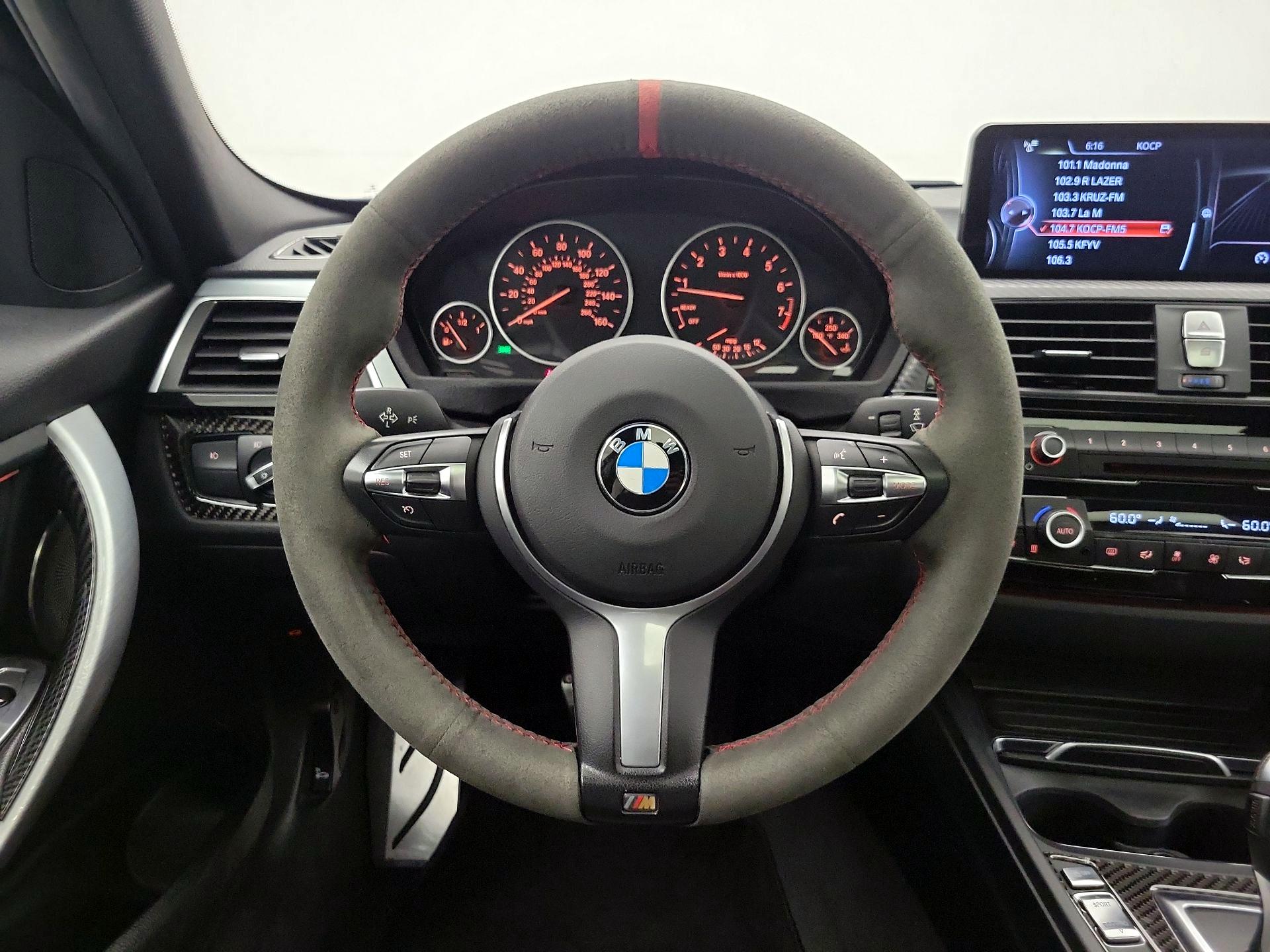 Thumbnail: 2017 BMW 3 Series - 10