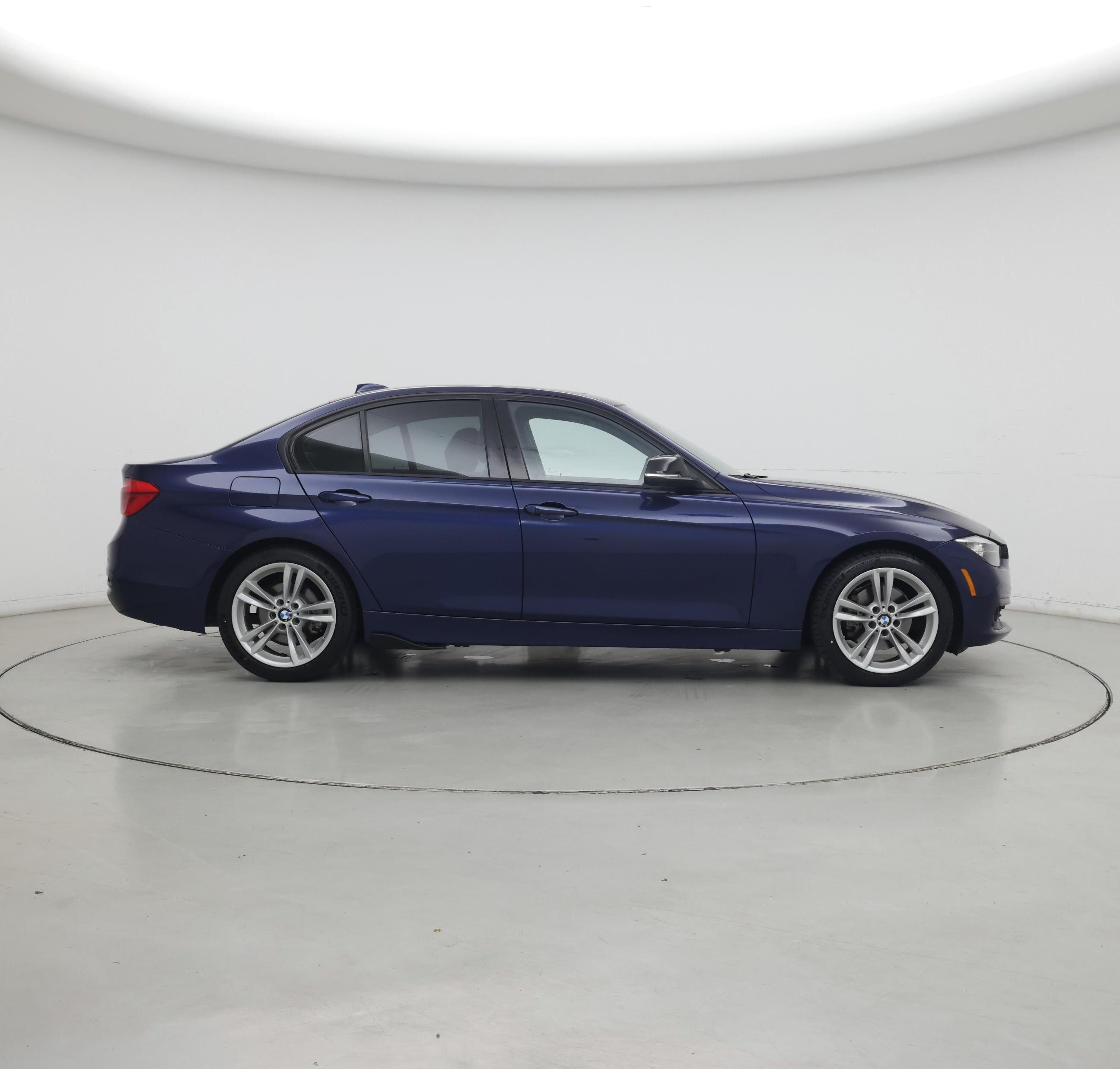 Thumbnail: 2017 BMW 3 Series - 7