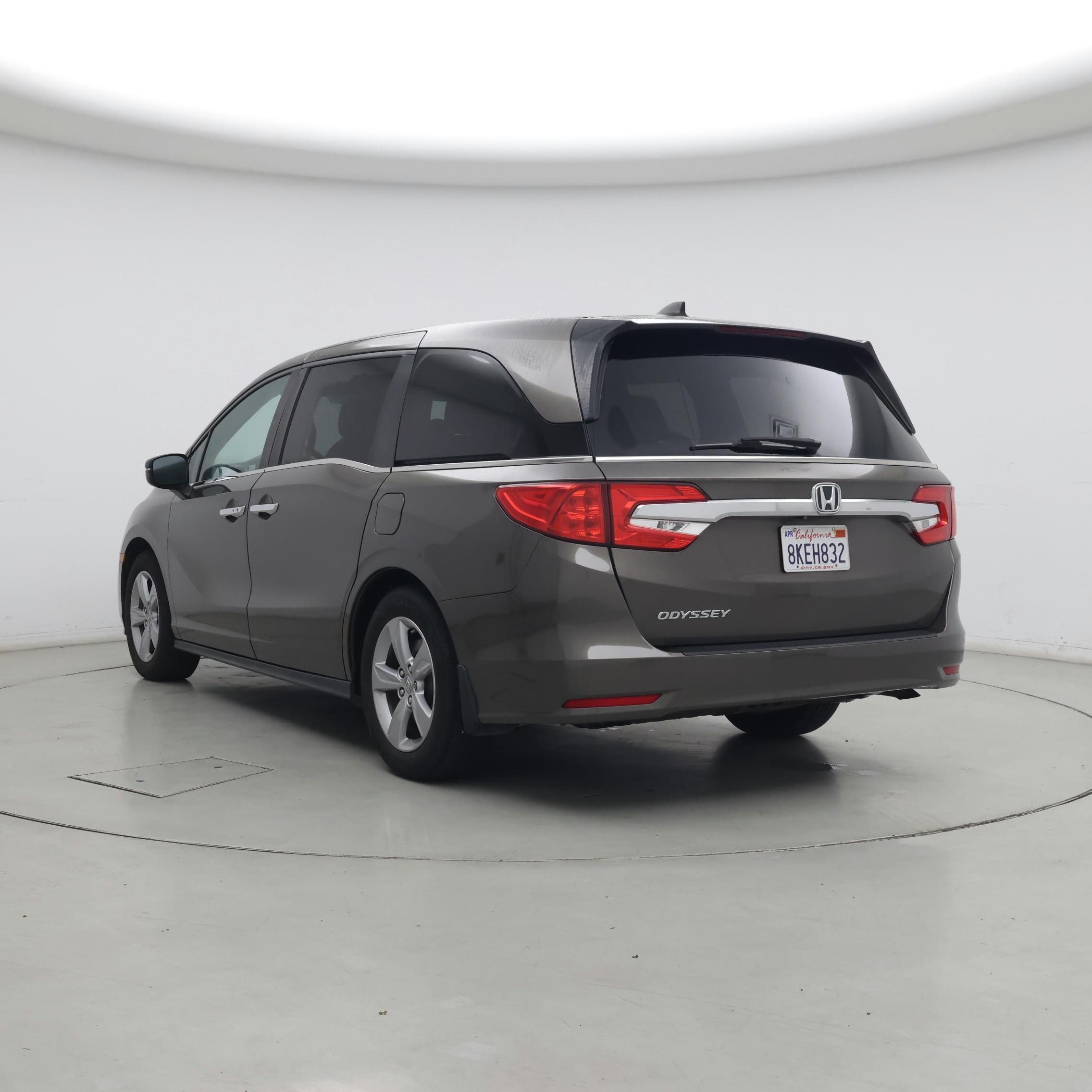 Thumbnail: 2019 Honda Odyssey - 2