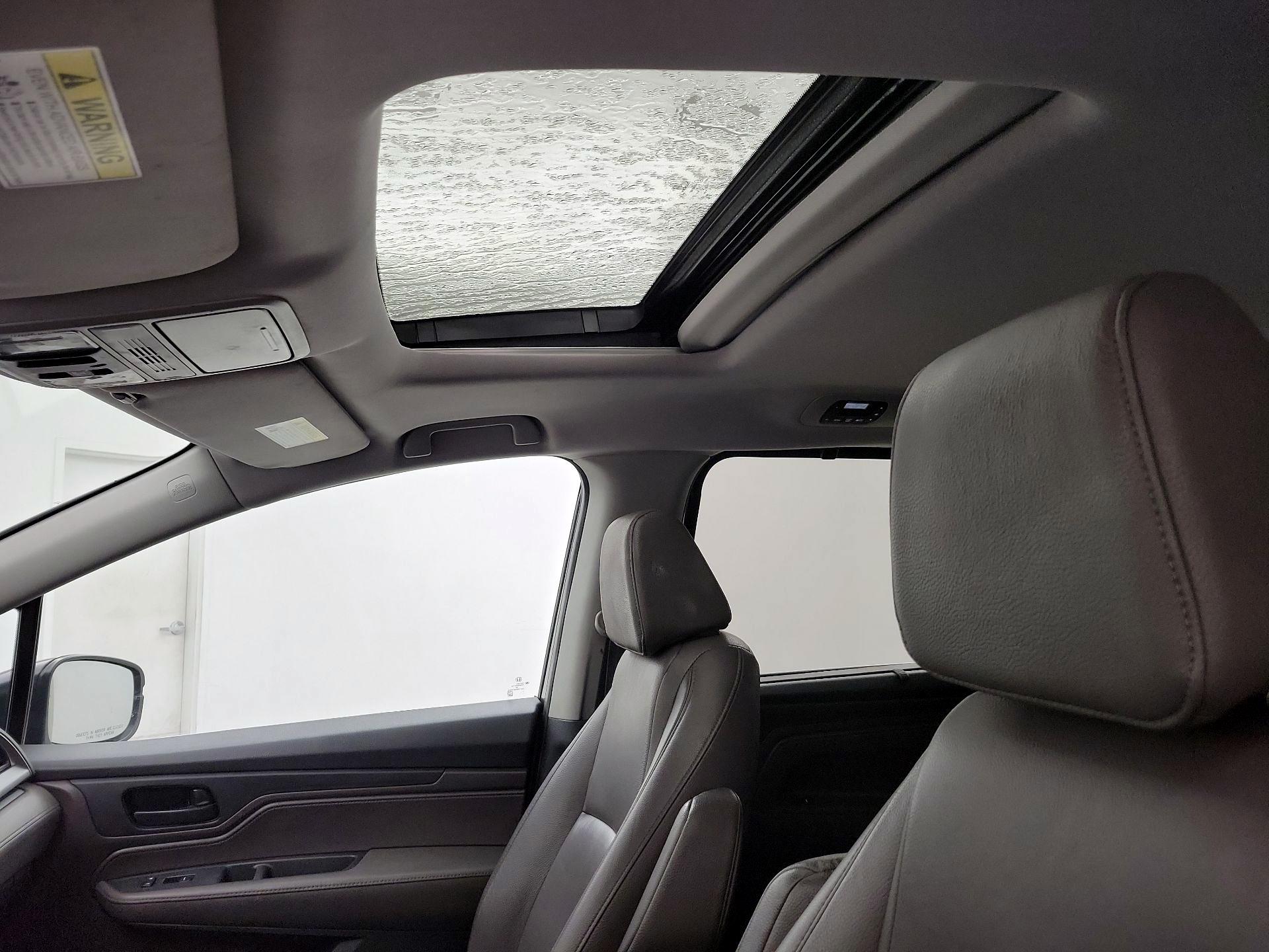 Thumbnail: 2019 Honda Odyssey - 19