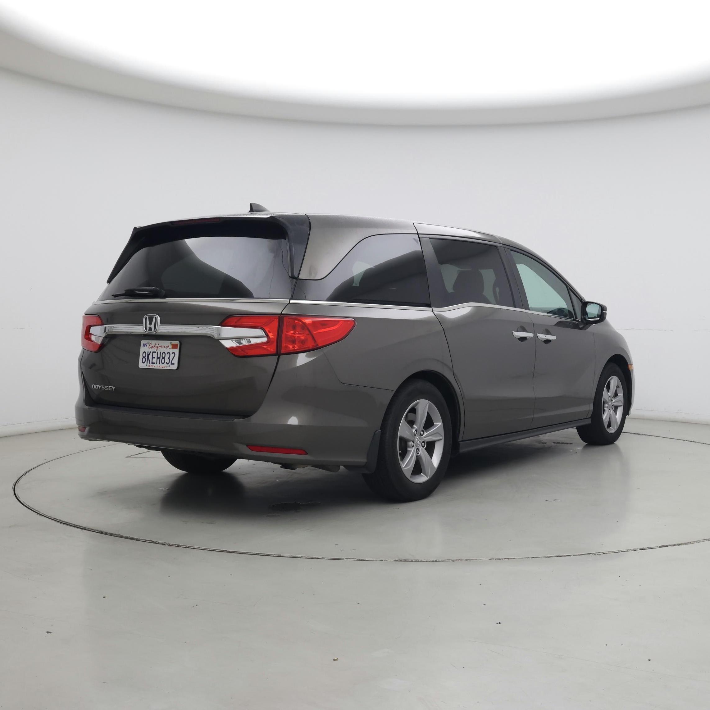 Thumbnail: 2019 Honda Odyssey - 8