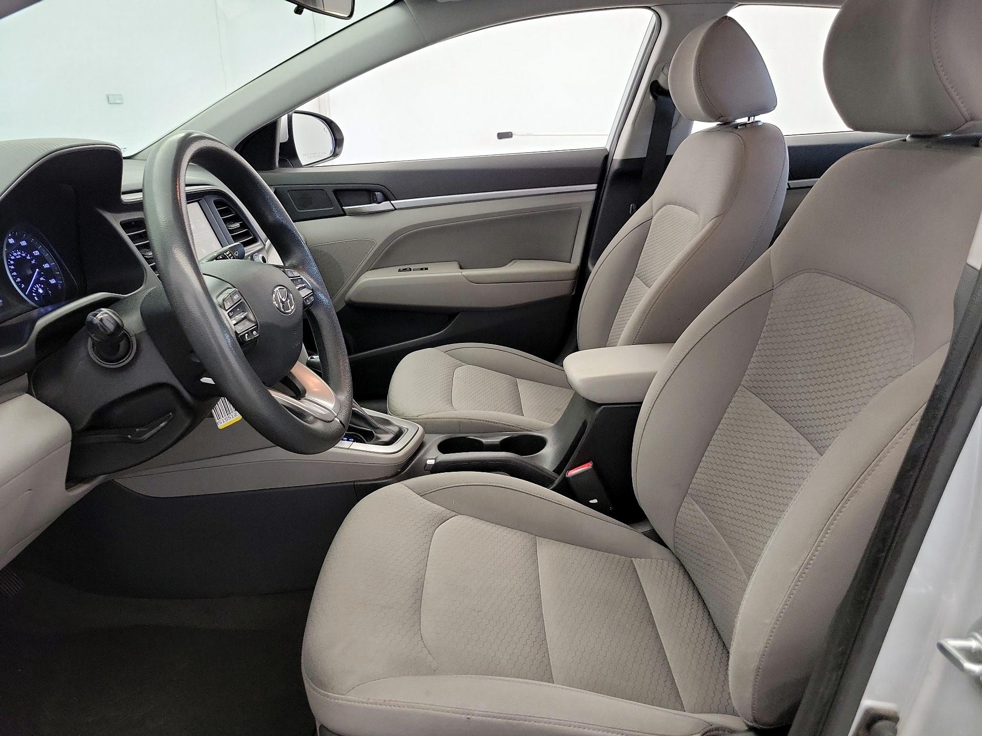 Thumbnail: 2019 Hyundai Elantra - 11