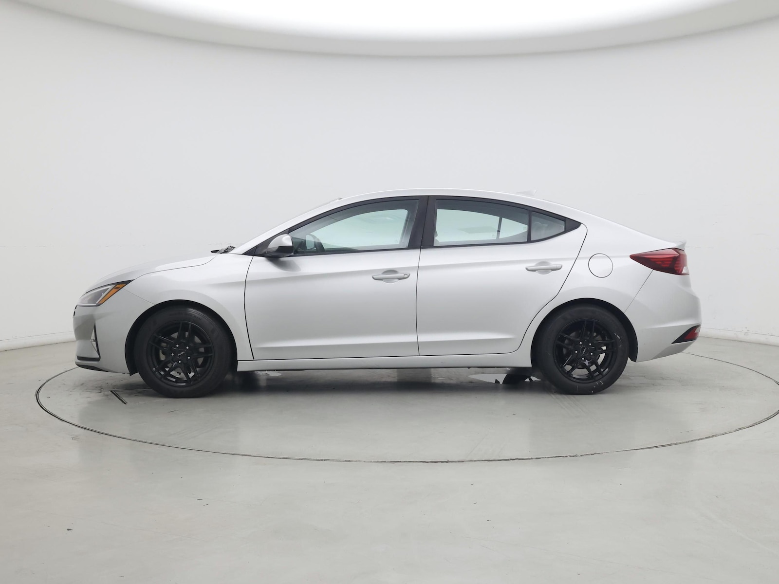 2019 Hyundai Elantra SEL - Photo 4