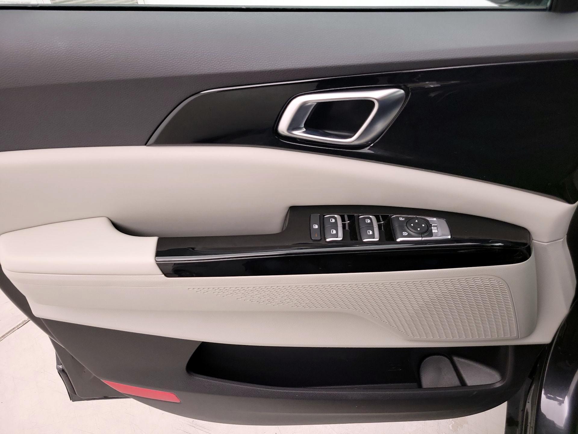 Thumbnail: 2024 Kia Carnival - 12