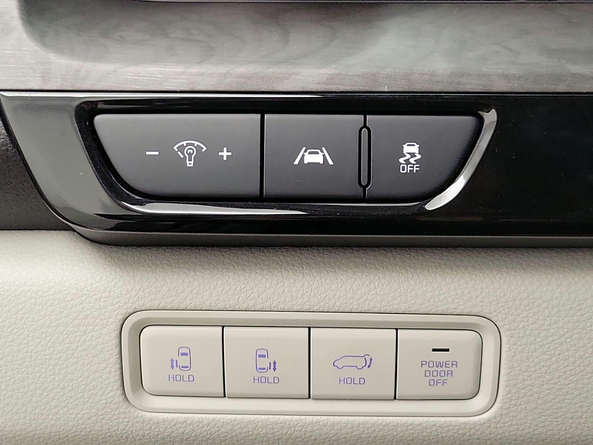 Thumbnail: 2024 Kia Carnival - 13