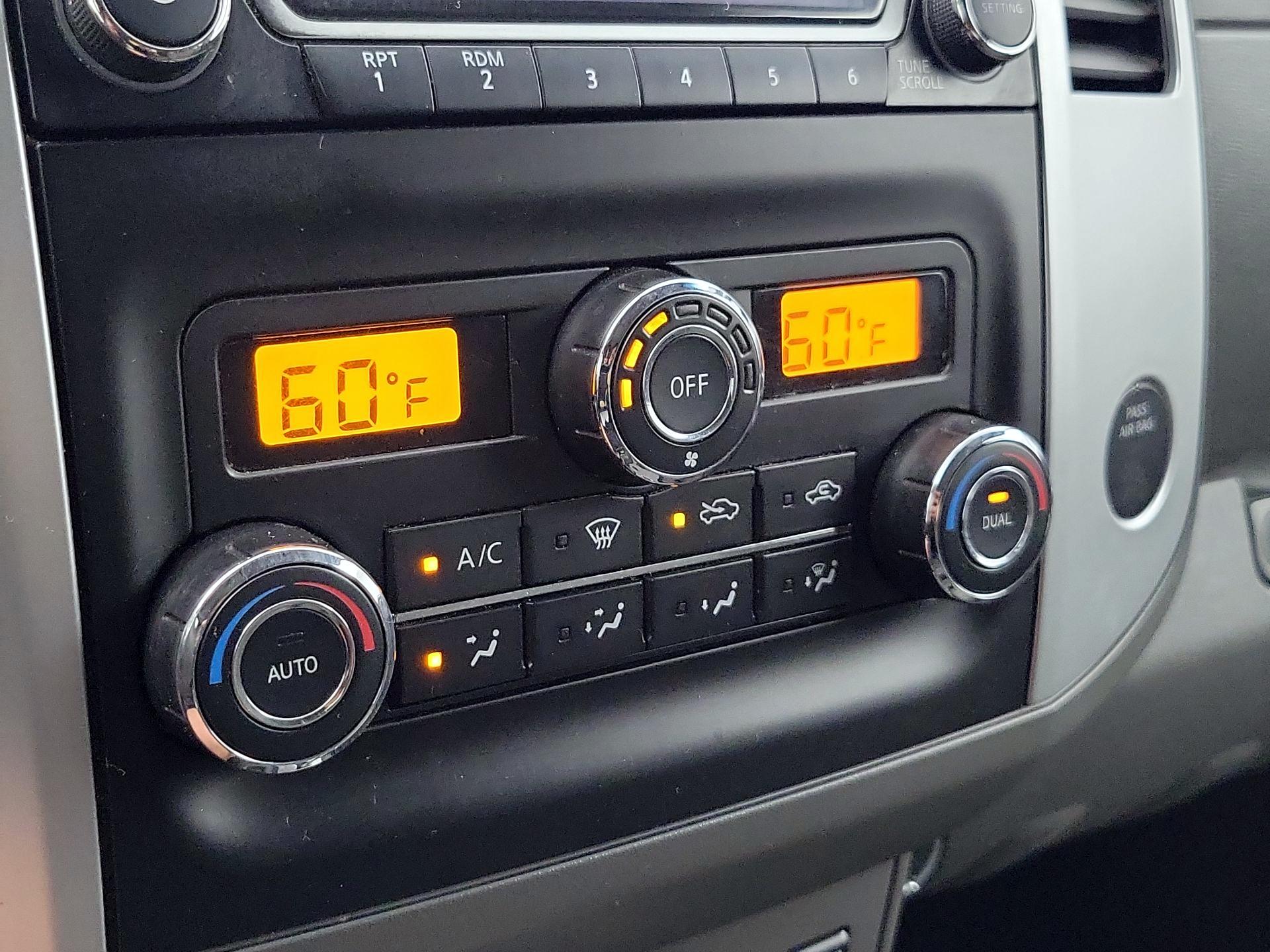 Thumbnail: 2016 Nissan Frontier - 16