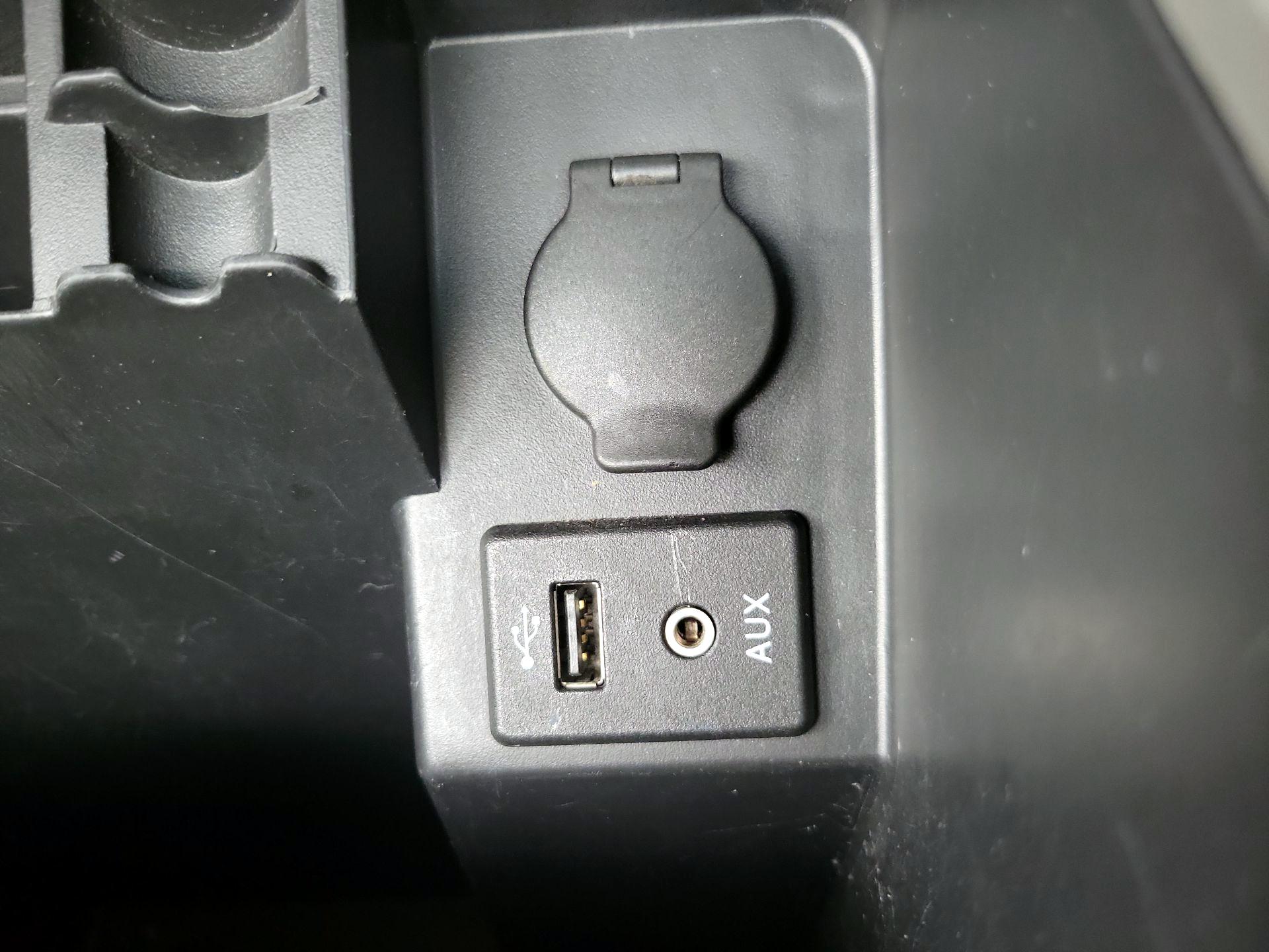 Thumbnail: 2016 Nissan Frontier - 18