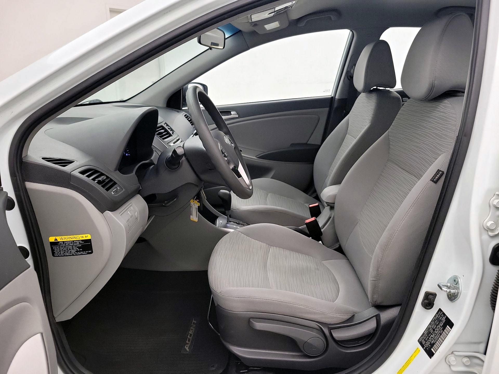 Thumbnail: 2015 Hyundai Accent - 11