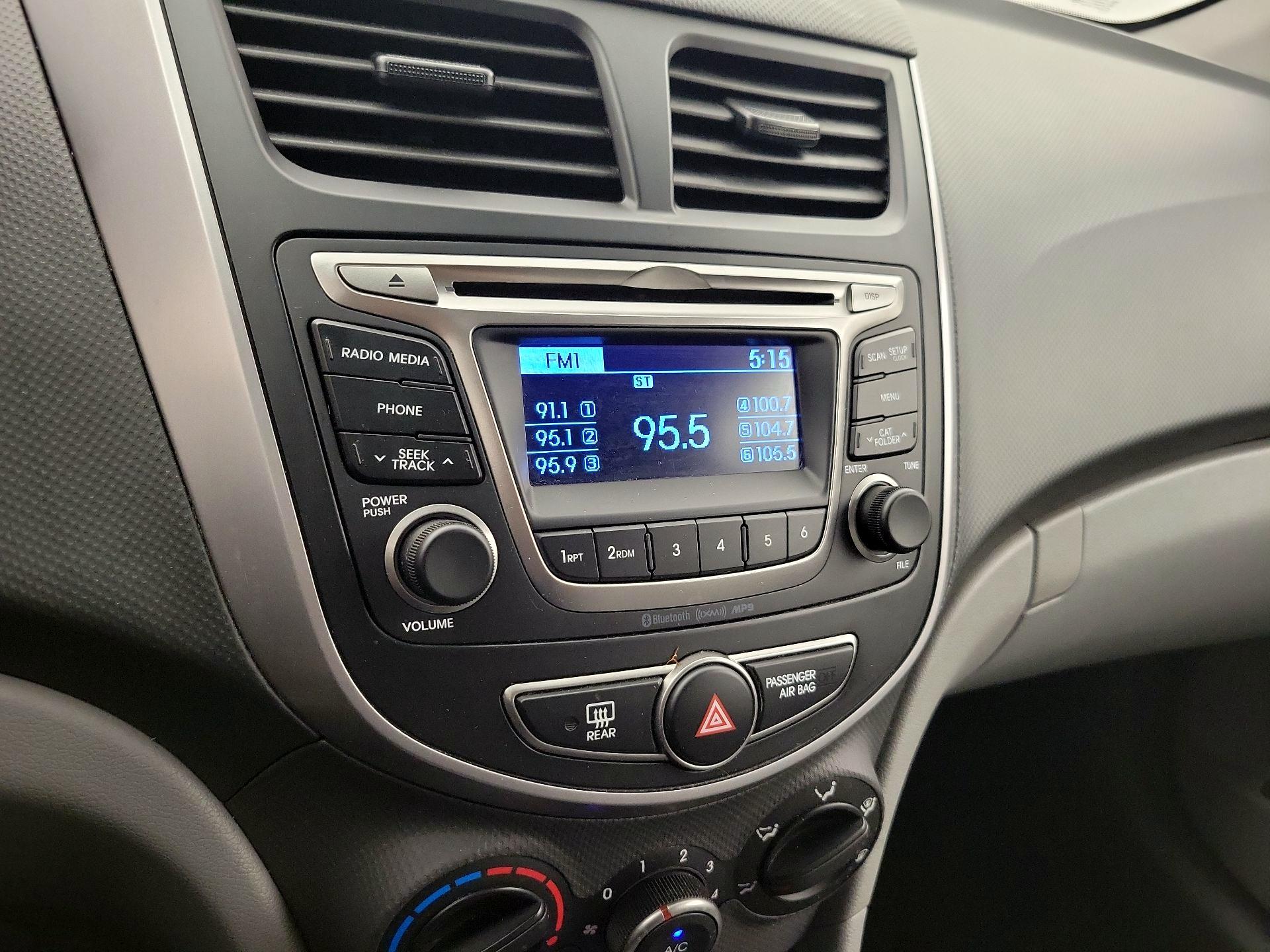 Thumbnail: 2015 Hyundai Accent - 14