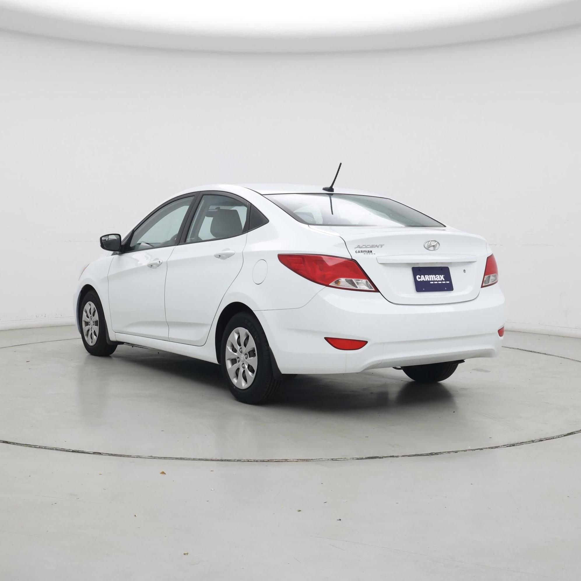 Thumbnail: 2015 Hyundai Accent - 2