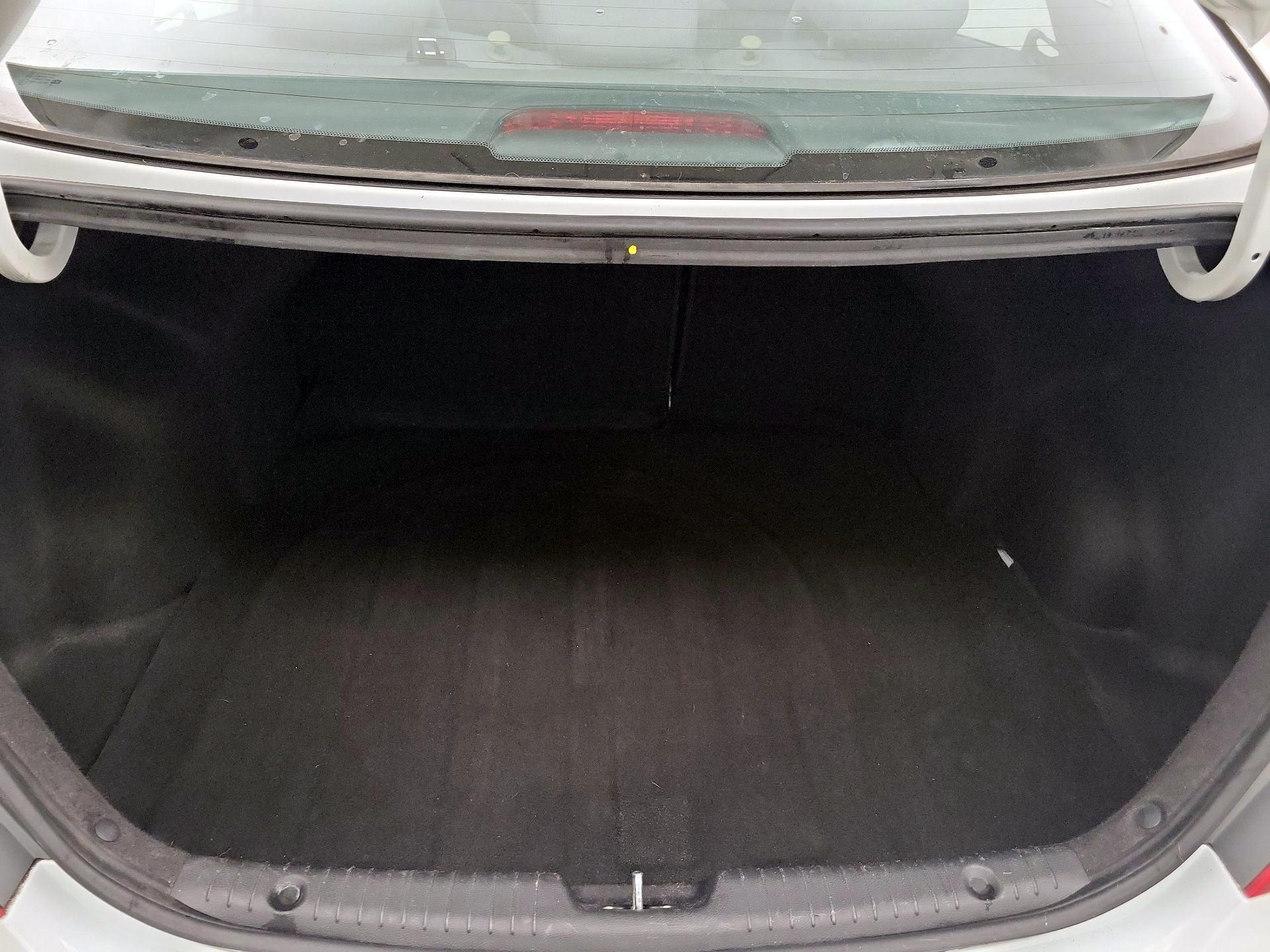 Thumbnail: 2015 Hyundai Accent - 19