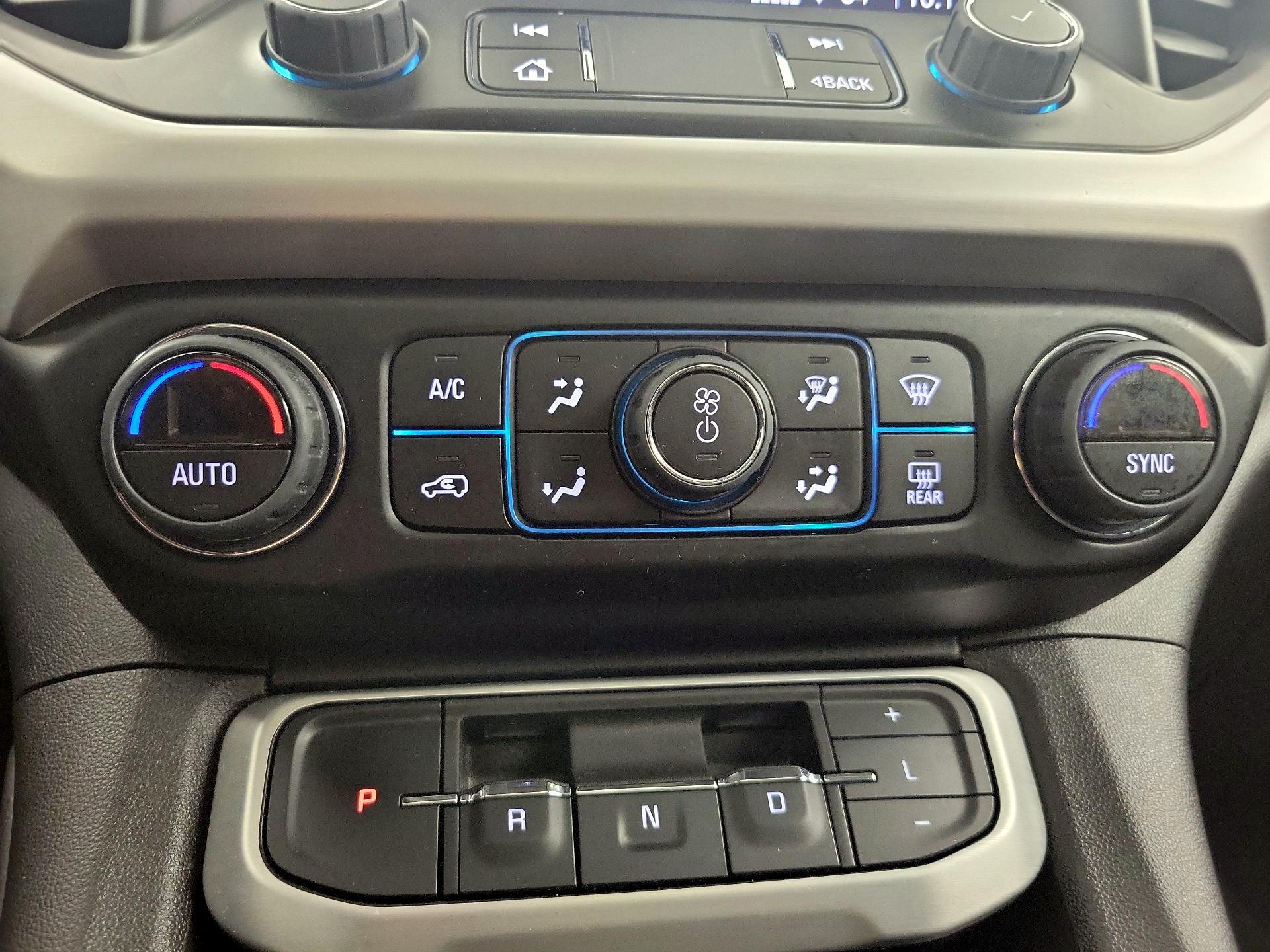 Thumbnail: 2023 GMC Acadia - 16