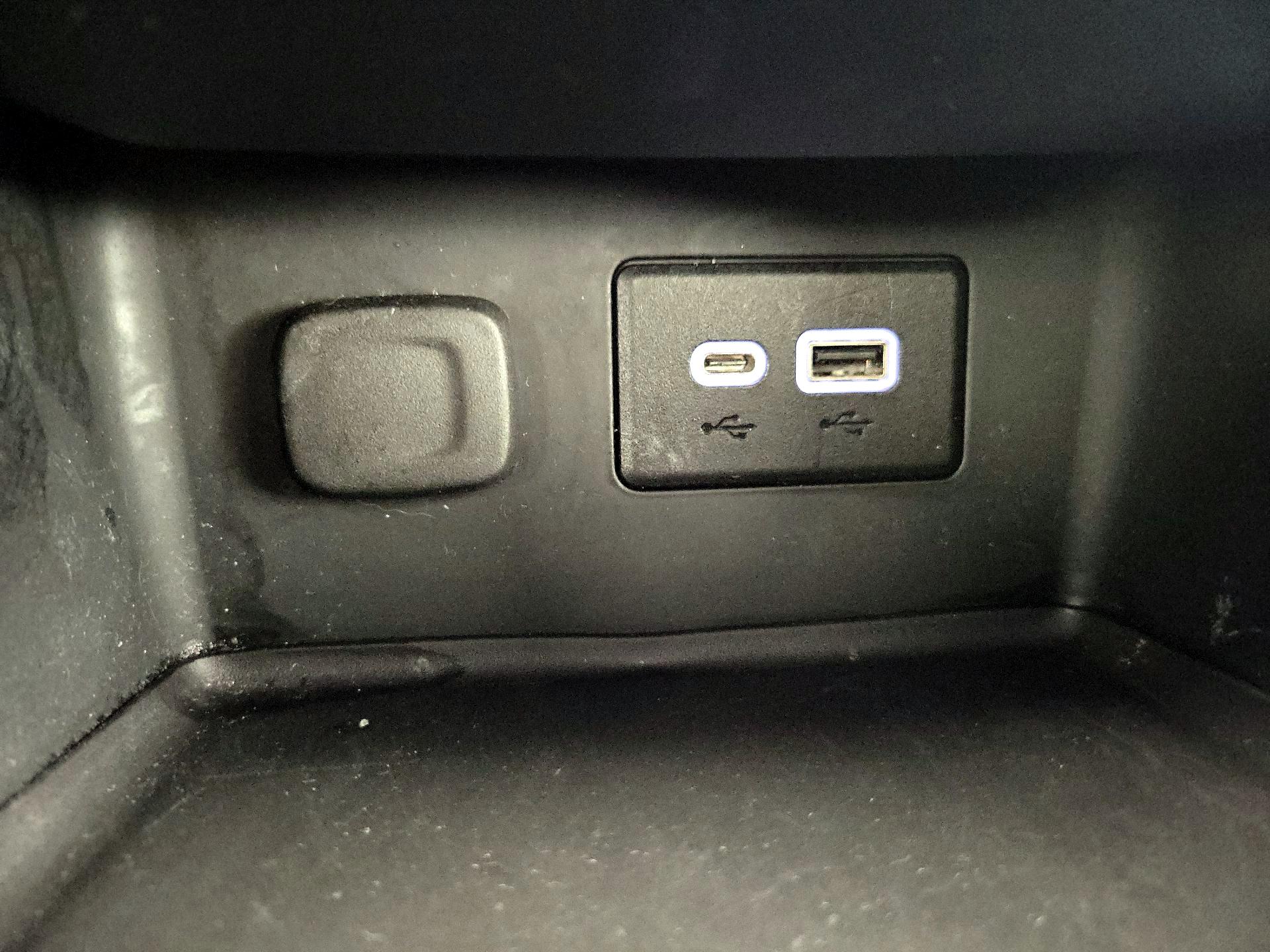 Thumbnail: 2023 GMC Acadia - 18