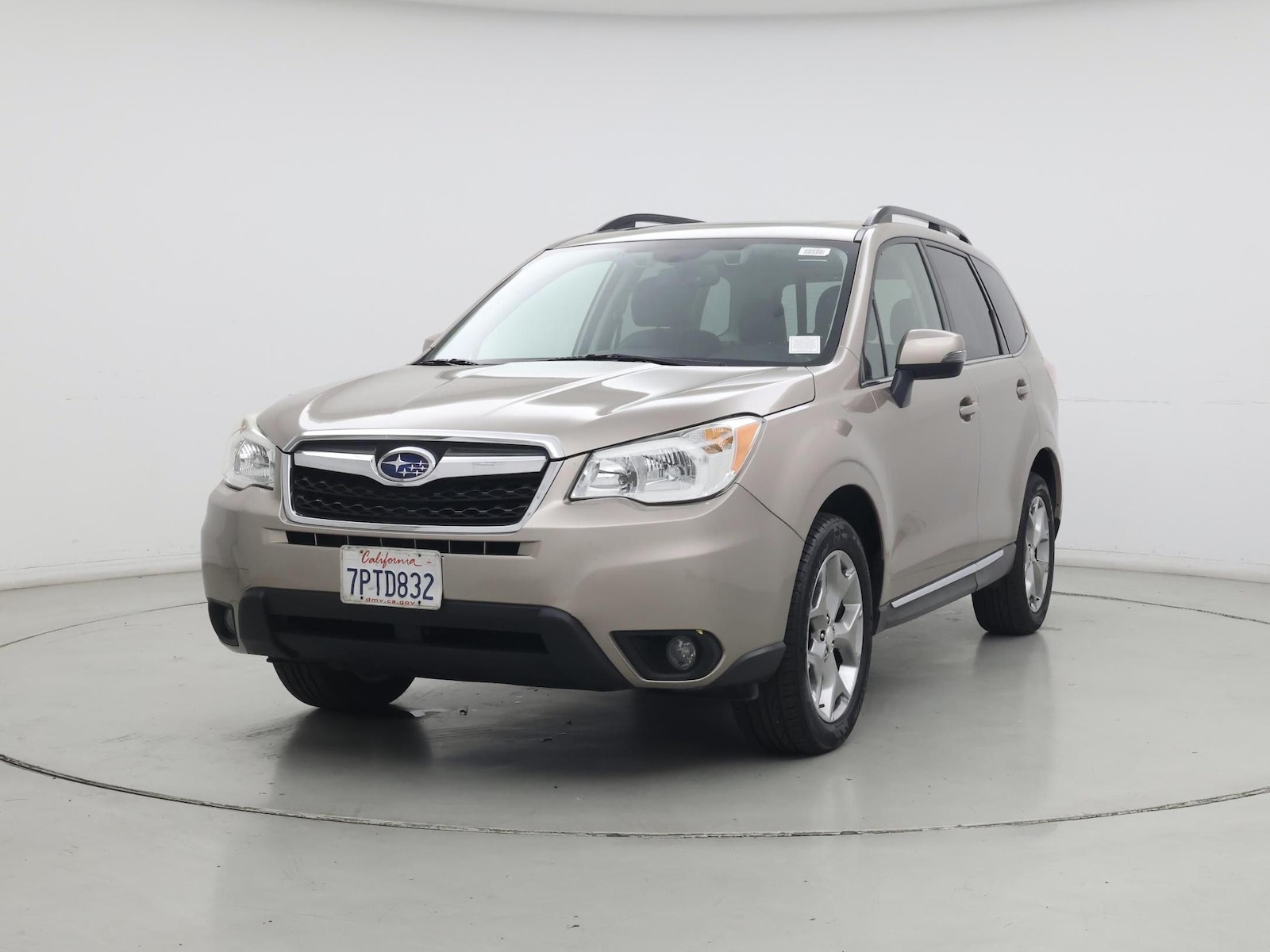 2016 Subaru Forester i Touring - Photo 5