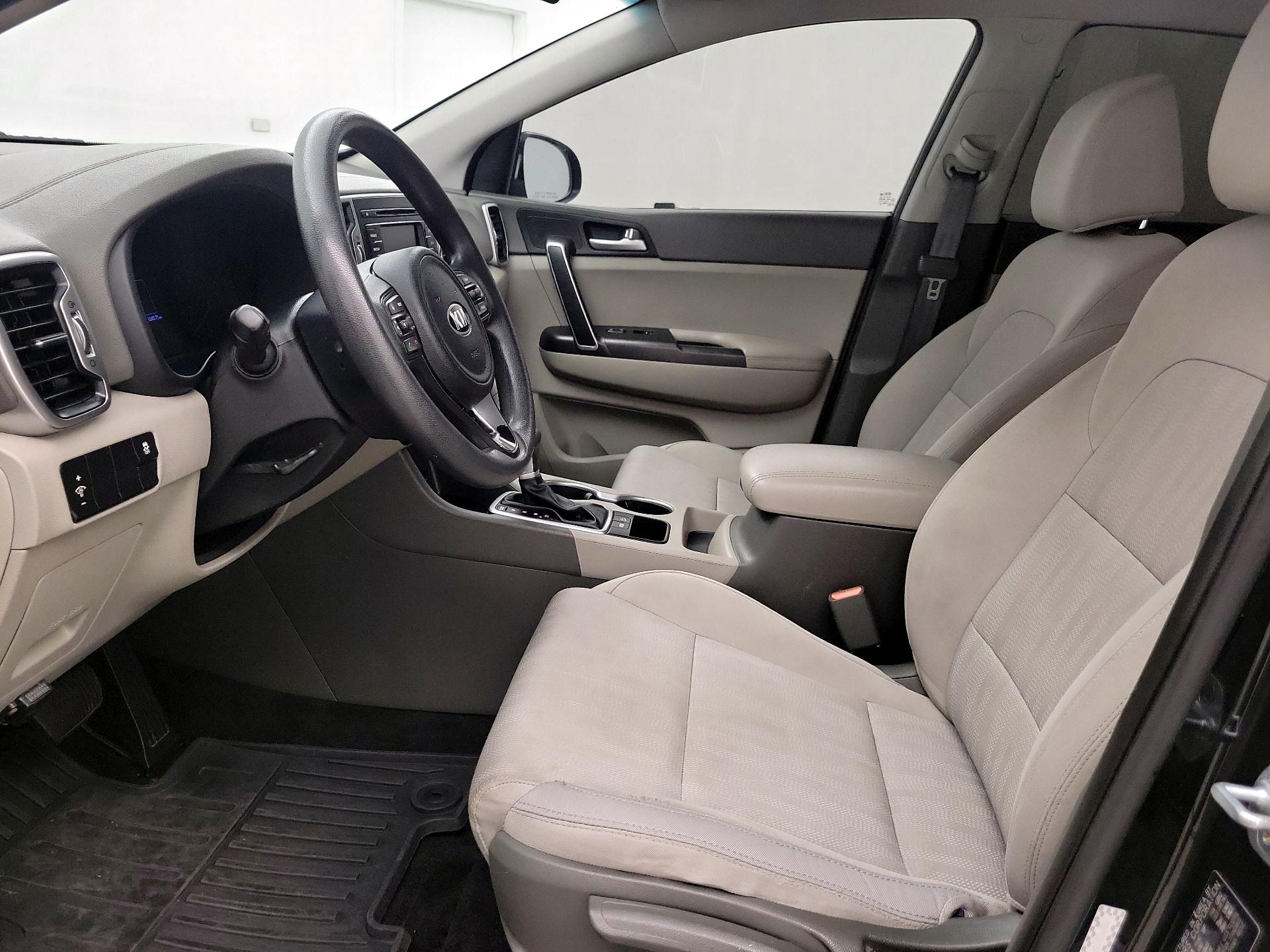 Thumbnail: 2017 Kia Sportage - 11