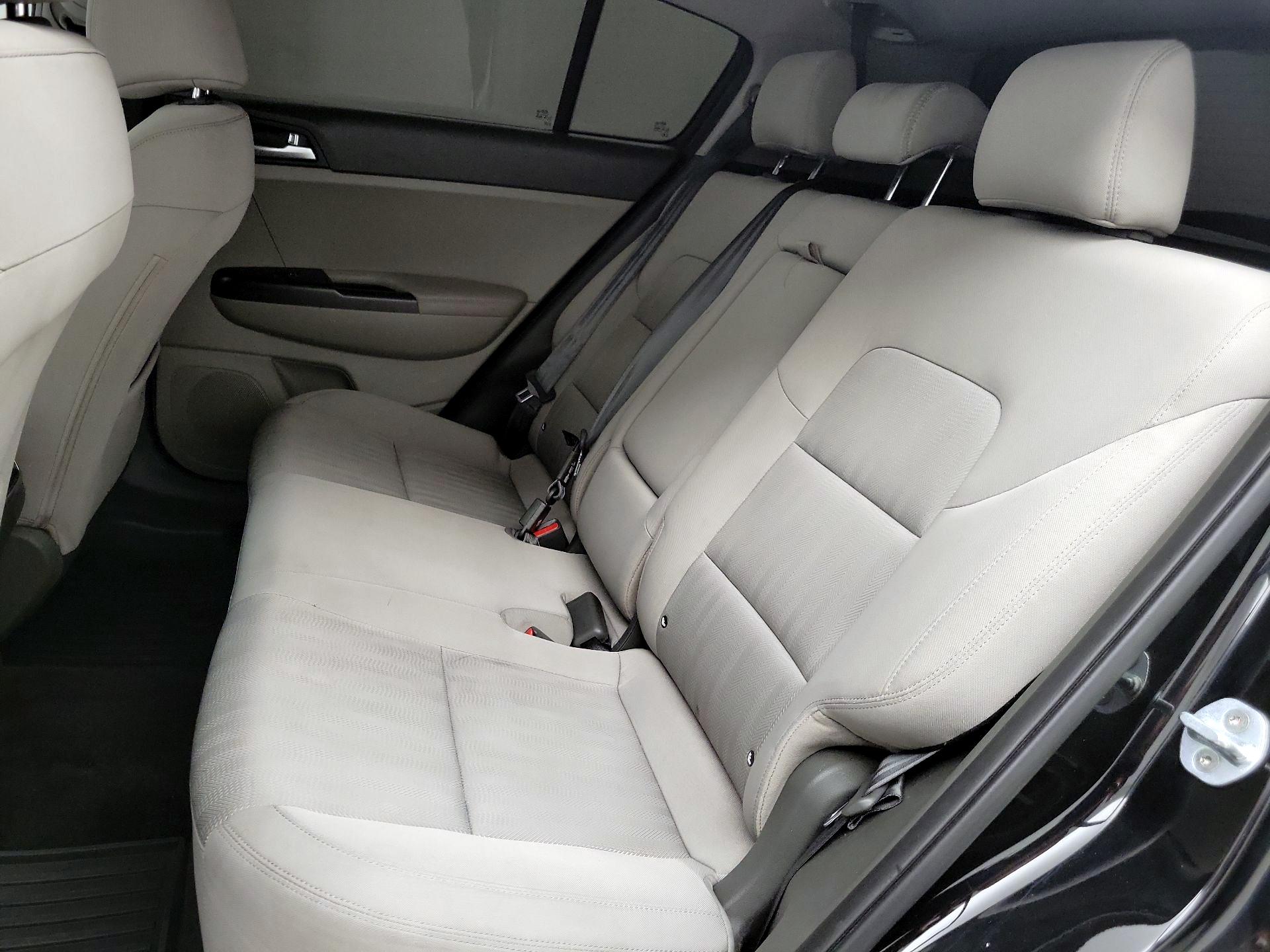 Thumbnail: 2017 Kia Sportage - 19