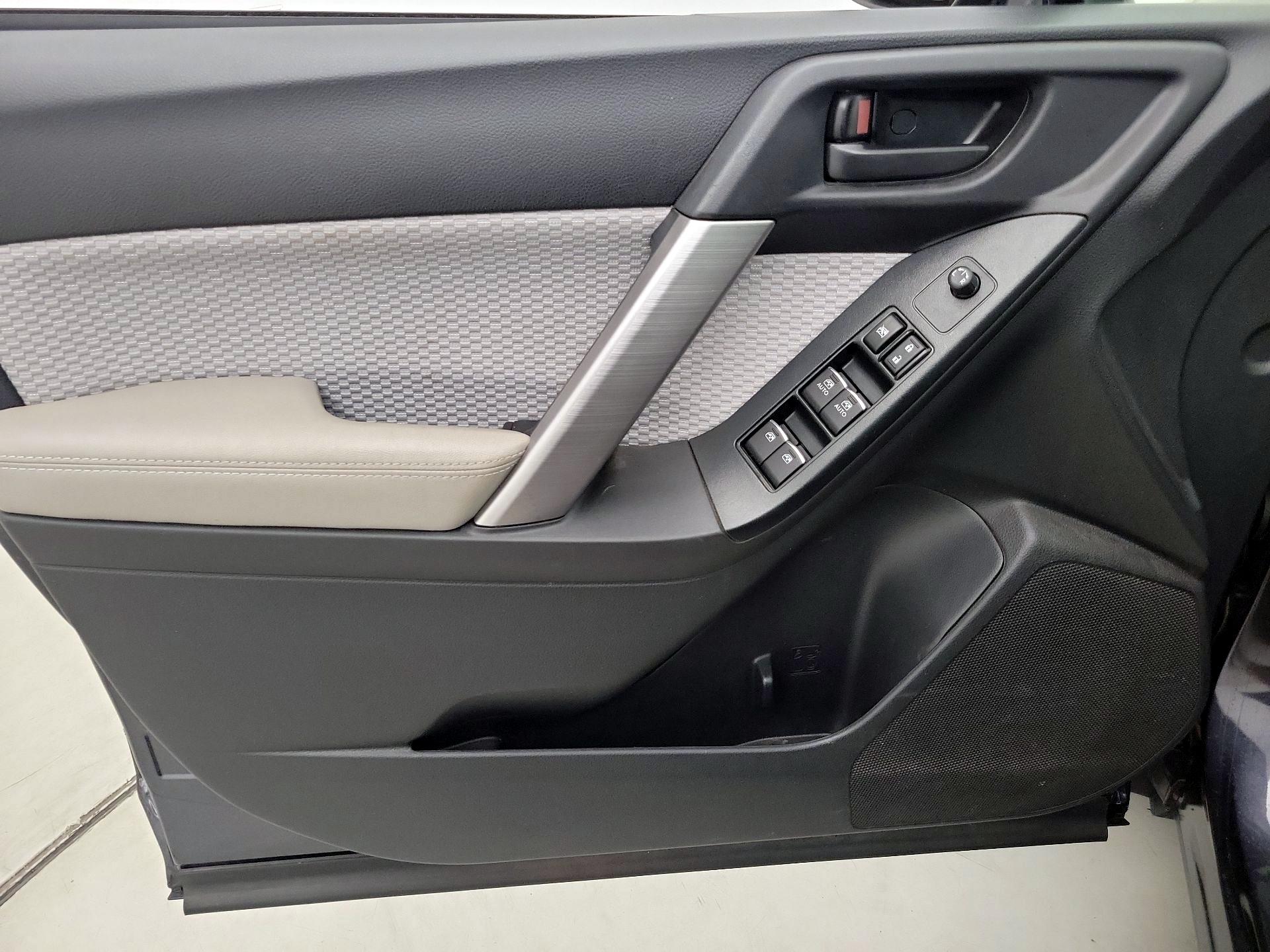 Thumbnail: 2018 Subaru Forester - 12