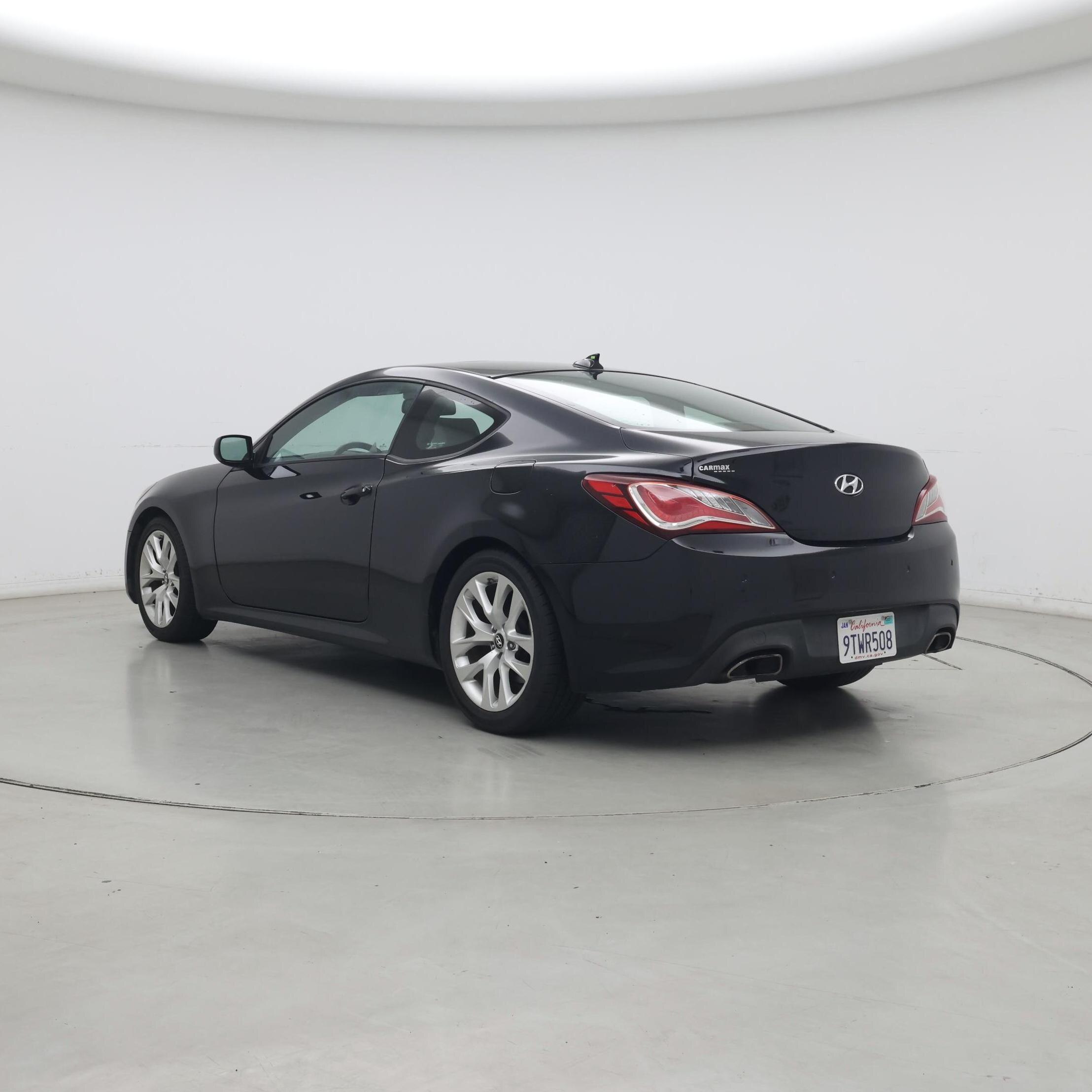 Thumbnail: 2014 Hyundai Genesis - 2