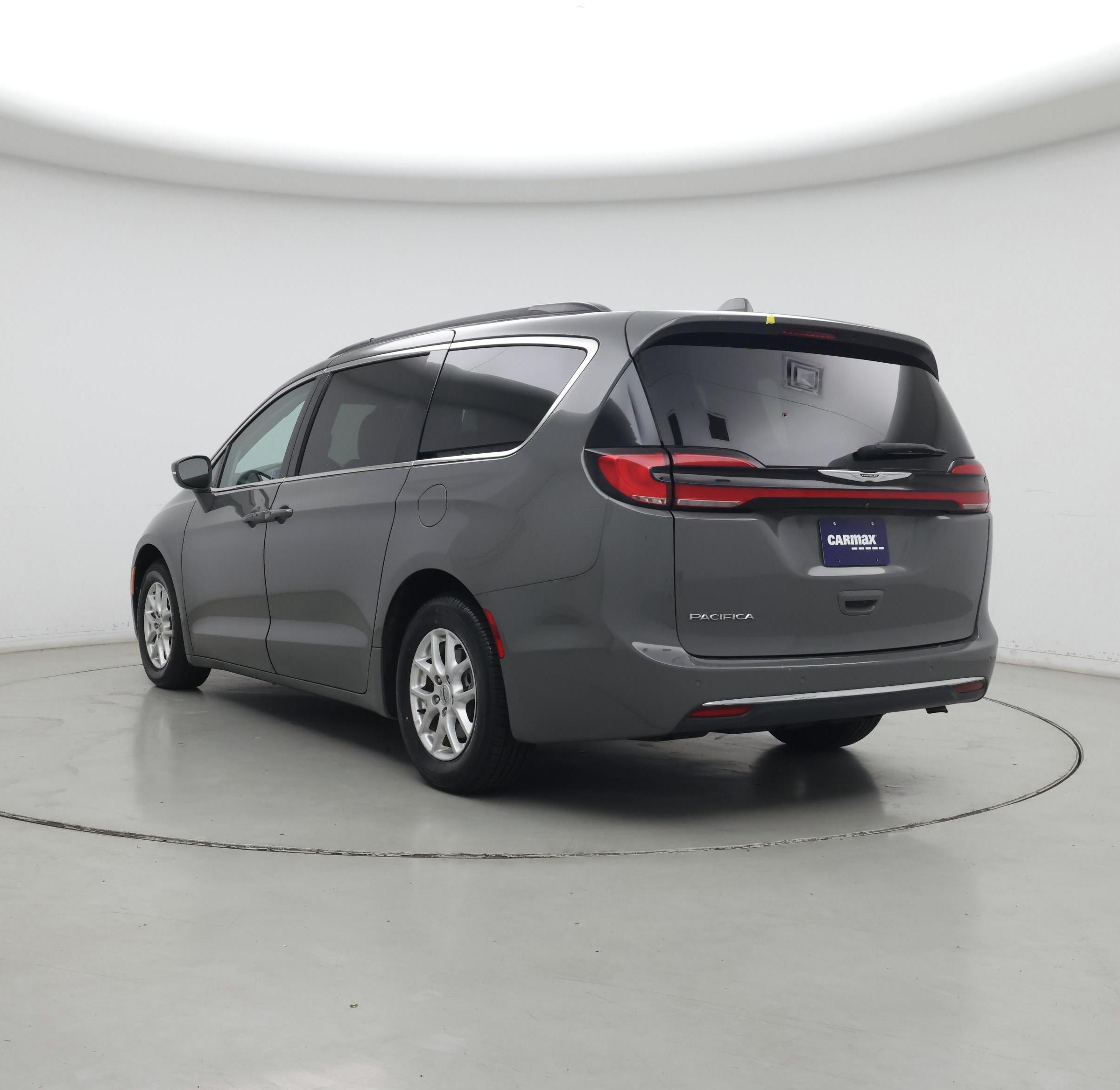 Thumbnail: 2022 Chrysler Pacifica - 2