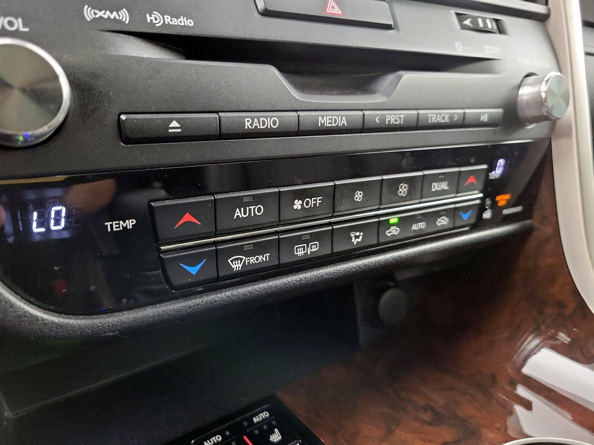 Thumbnail: 2019 Lexus RX - 17