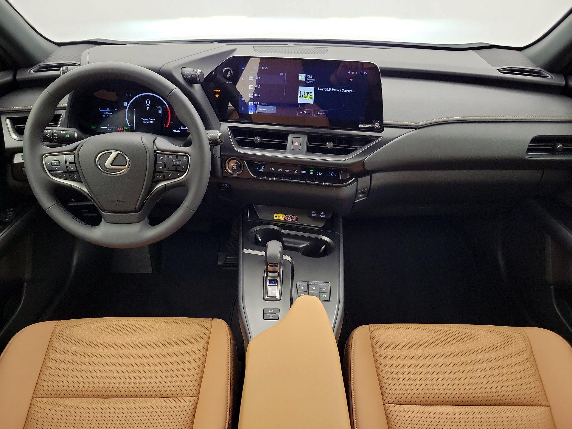 Thumbnail: 2025 Lexus UX - 9