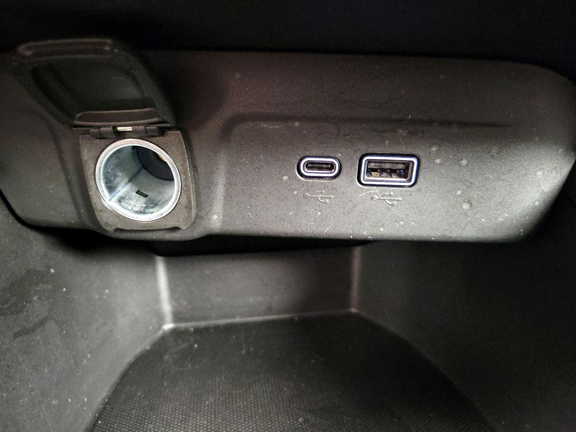 Thumbnail: 2024 Chevrolet Trax - 18