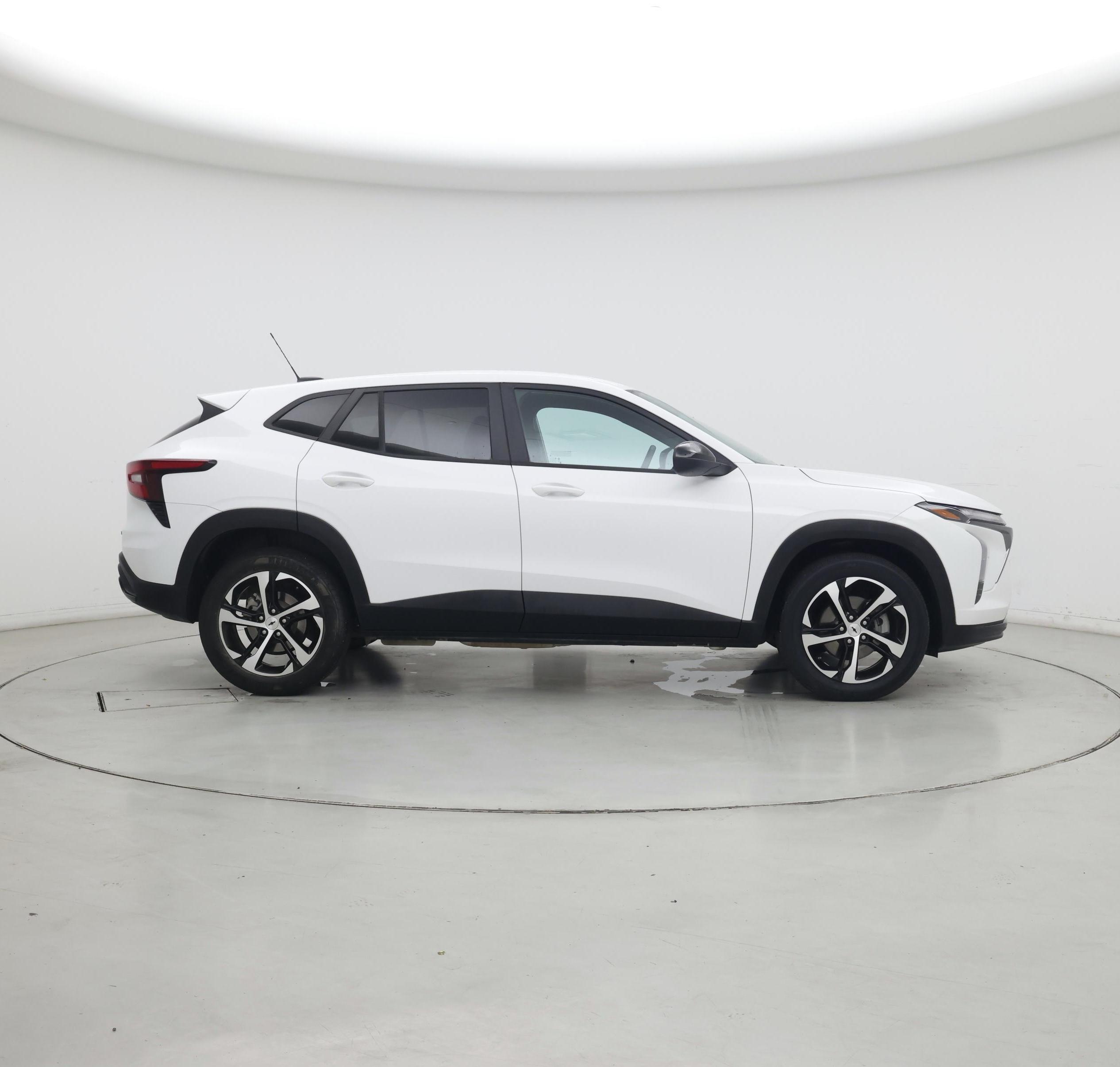 Thumbnail: 2024 Chevrolet Trax - 7