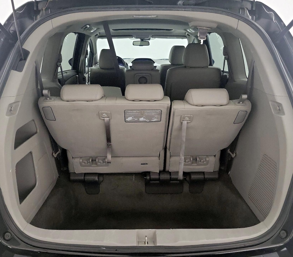 Trunk/Cargo (Seats Up)