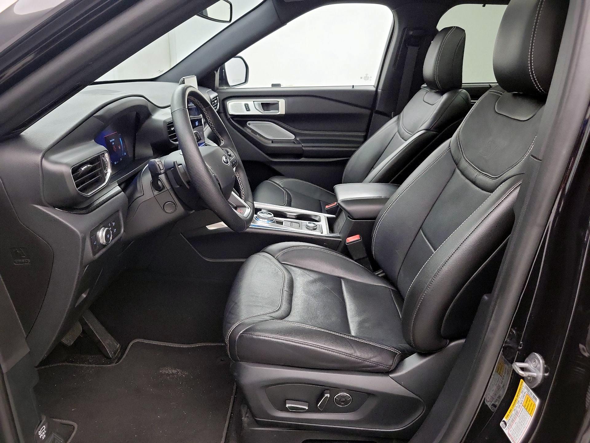 Thumbnail: 2020 Ford Explorer - 11