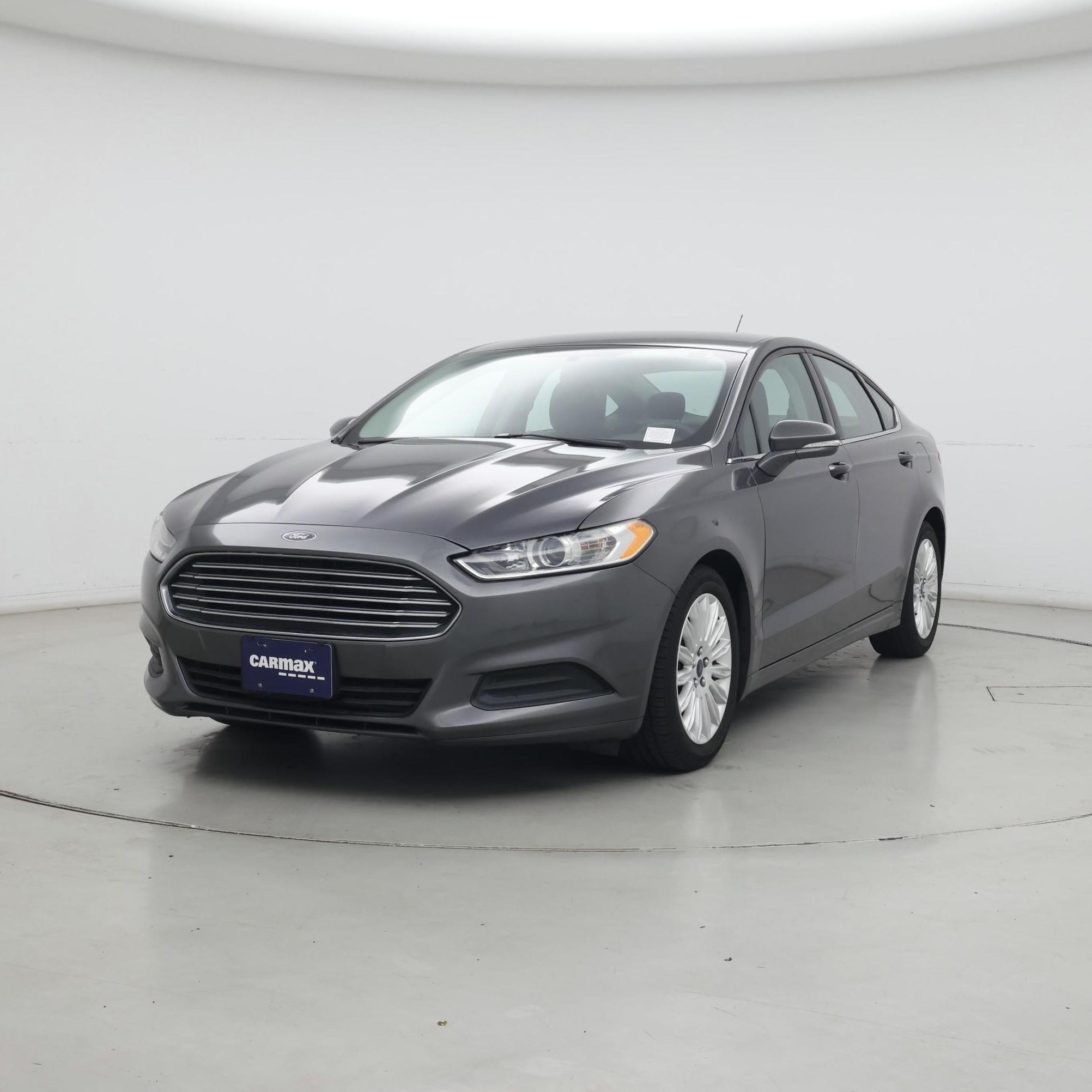 Thumbnail: 2016 Ford Fusion - 4