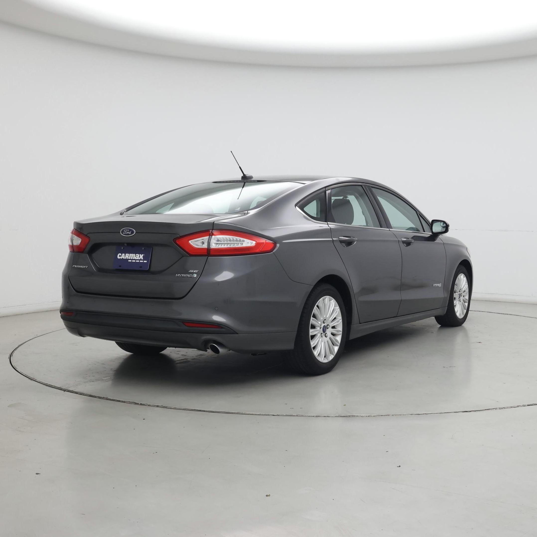 Thumbnail: 2016 Ford Fusion - 8
