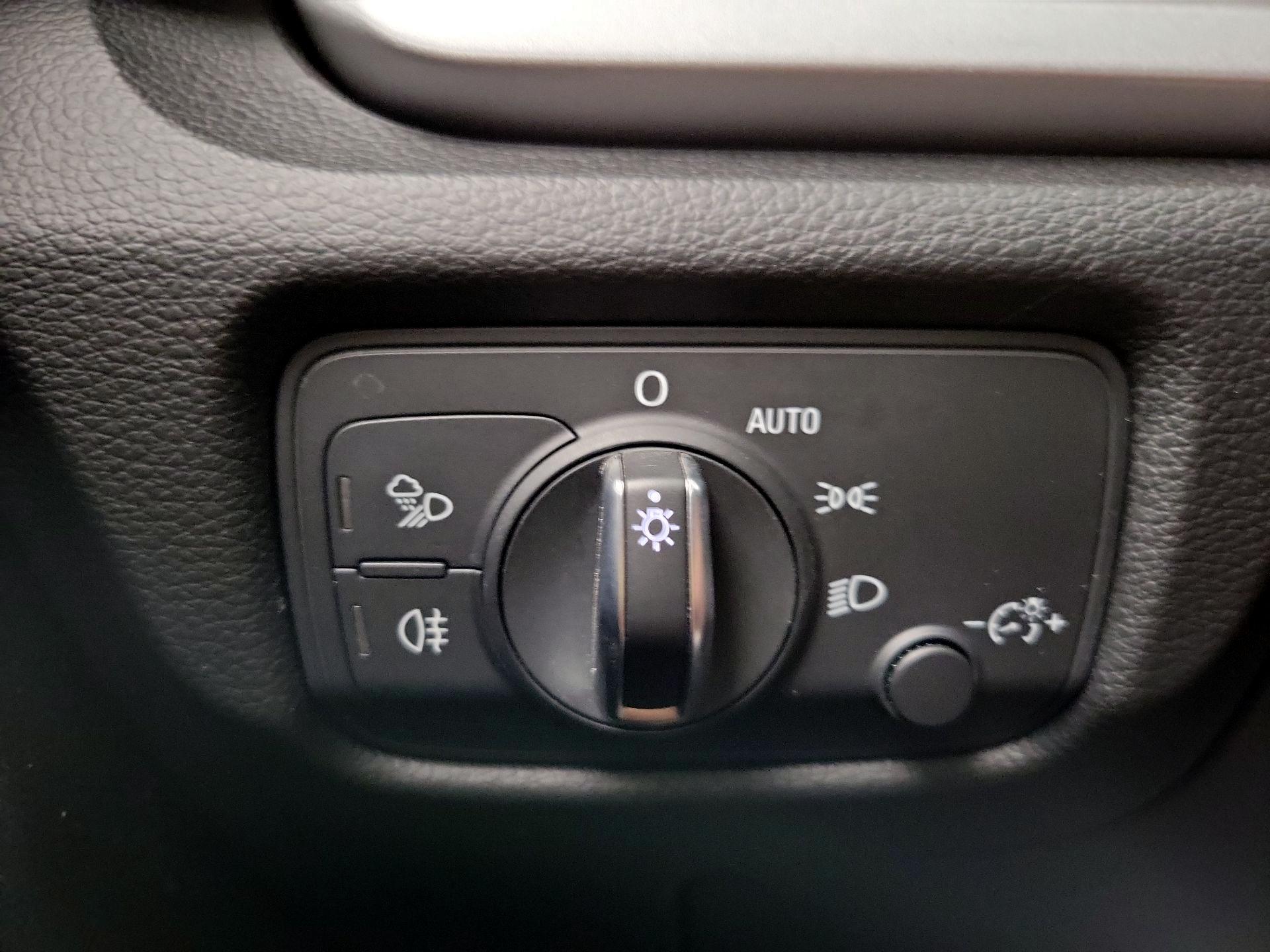 Thumbnail: 2018 Audi A3 - 13