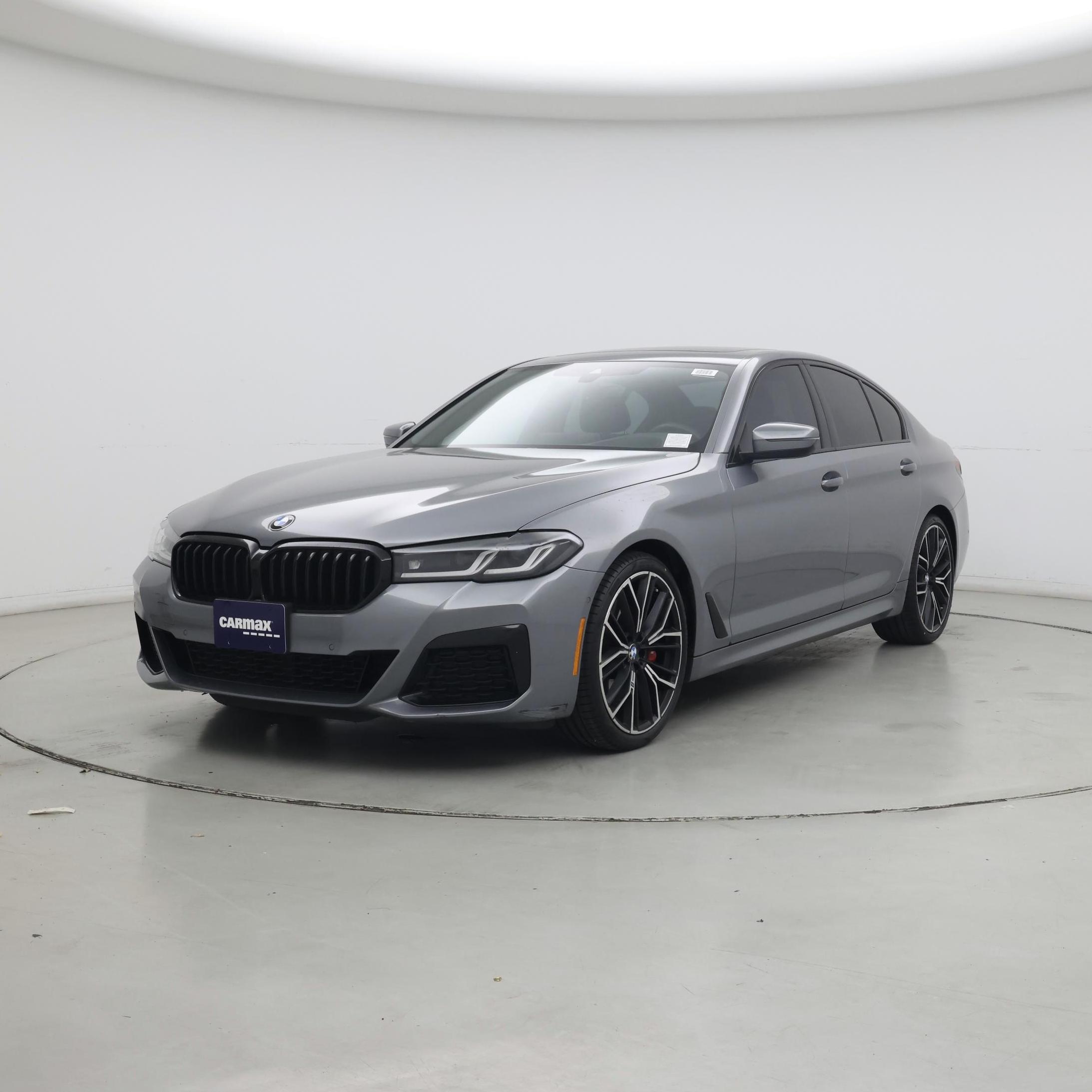 Thumbnail: 2023 BMW 5 Series - 4