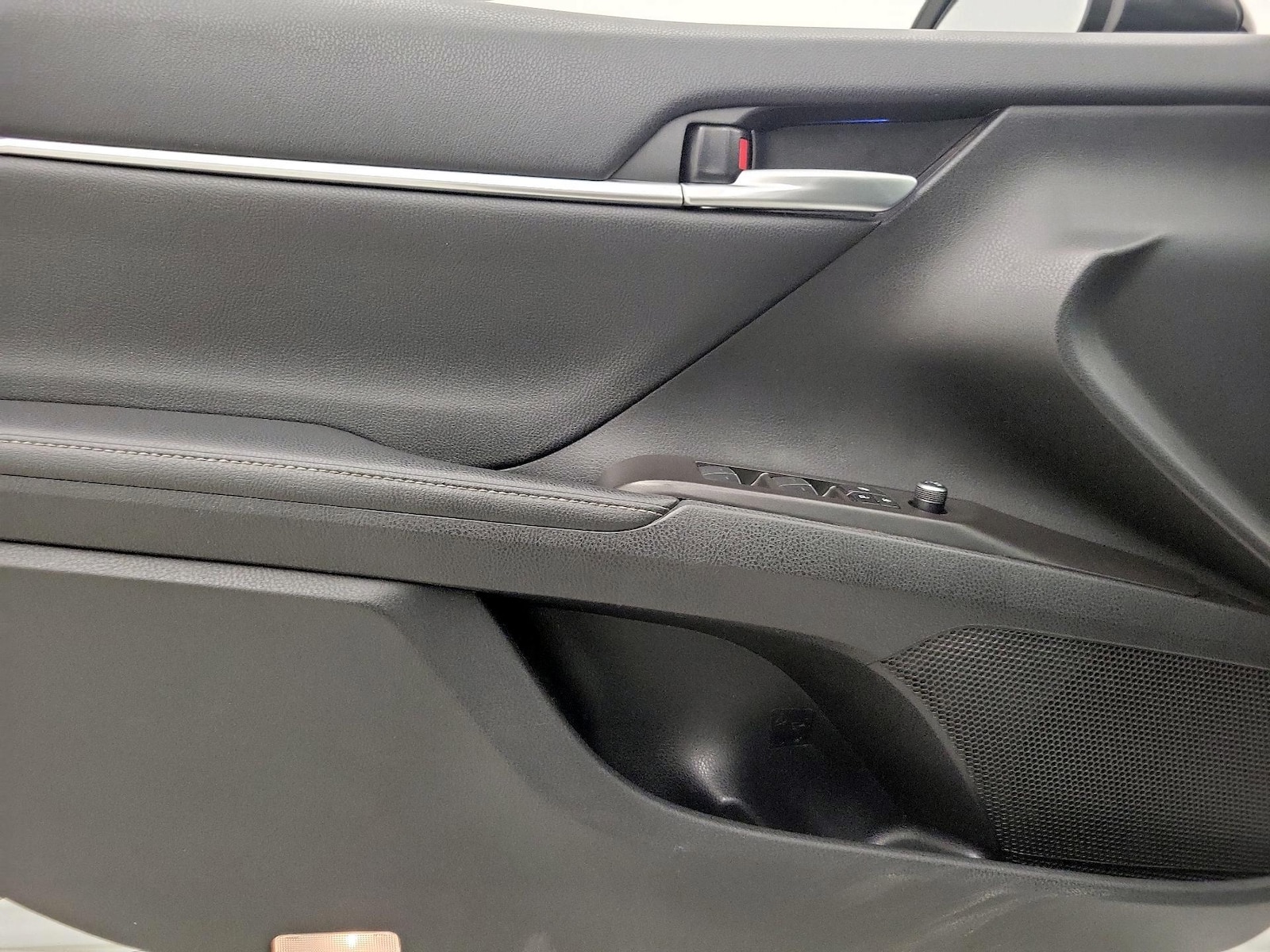 2023 Toyota Camry XSE - Photo 13