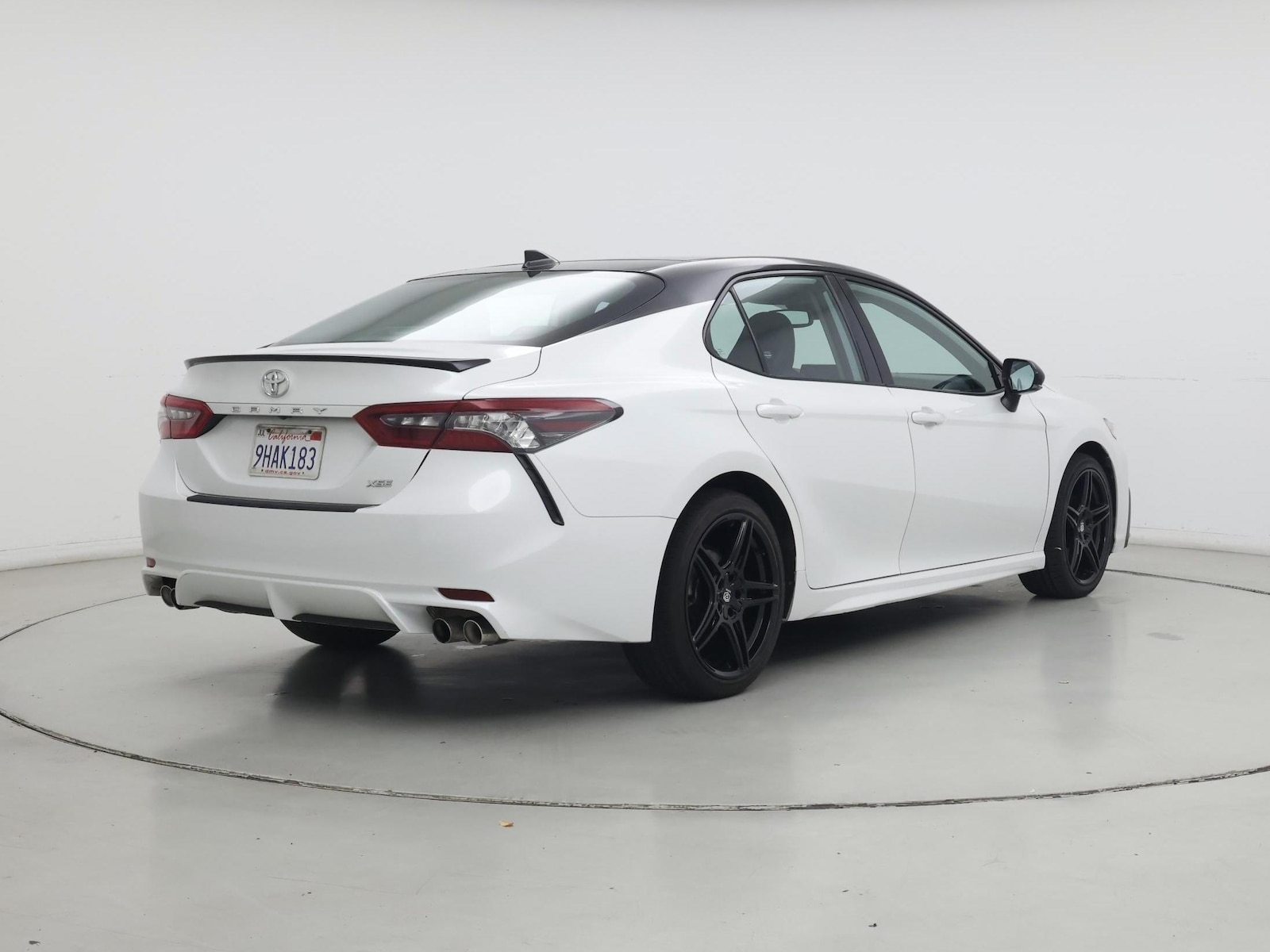 2023 Toyota Camry XSE - Photo 9
