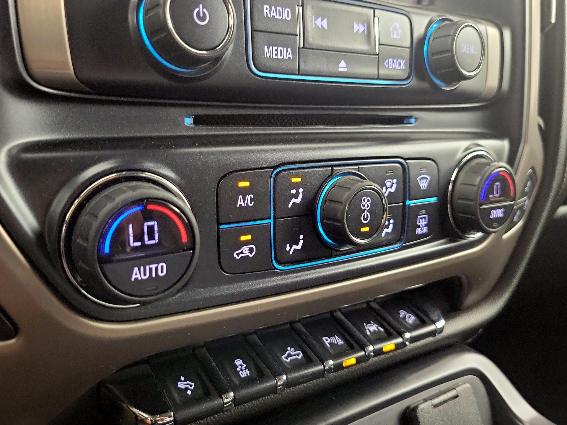 Thumbnail: 2017 GMC Sierra 1500 - 17