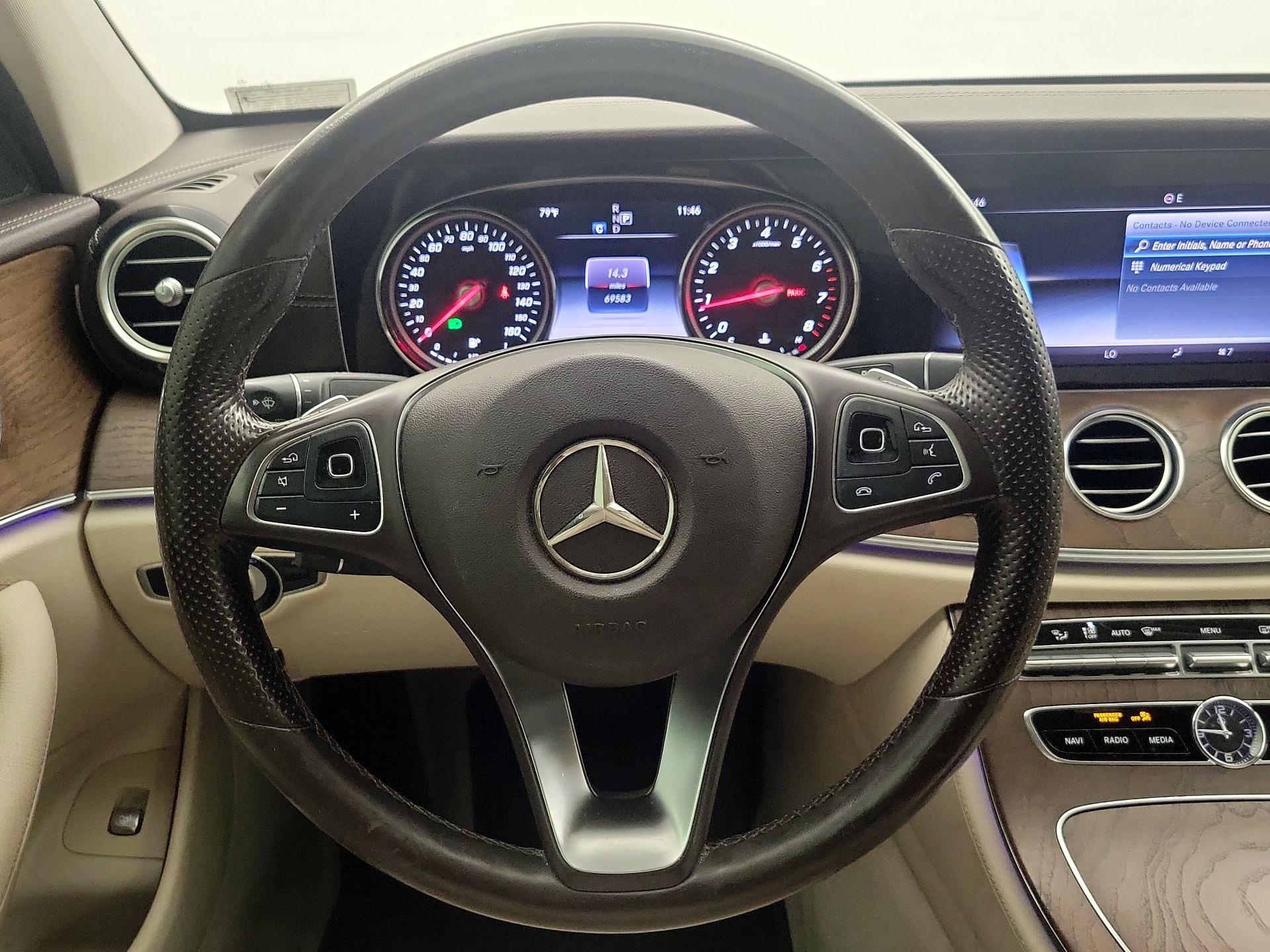 Thumbnail: 2018 Mercedes-Benz E-Class - 10