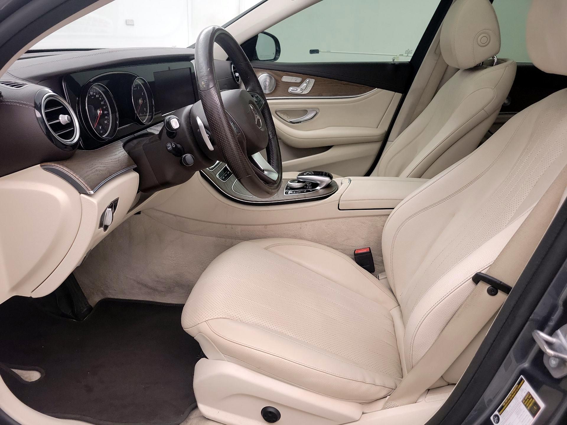 Thumbnail: 2018 Mercedes-Benz E-Class - 11