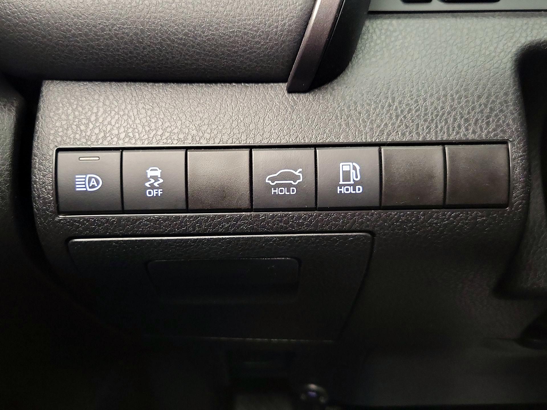 Thumbnail: 2023 Toyota Camry - 13