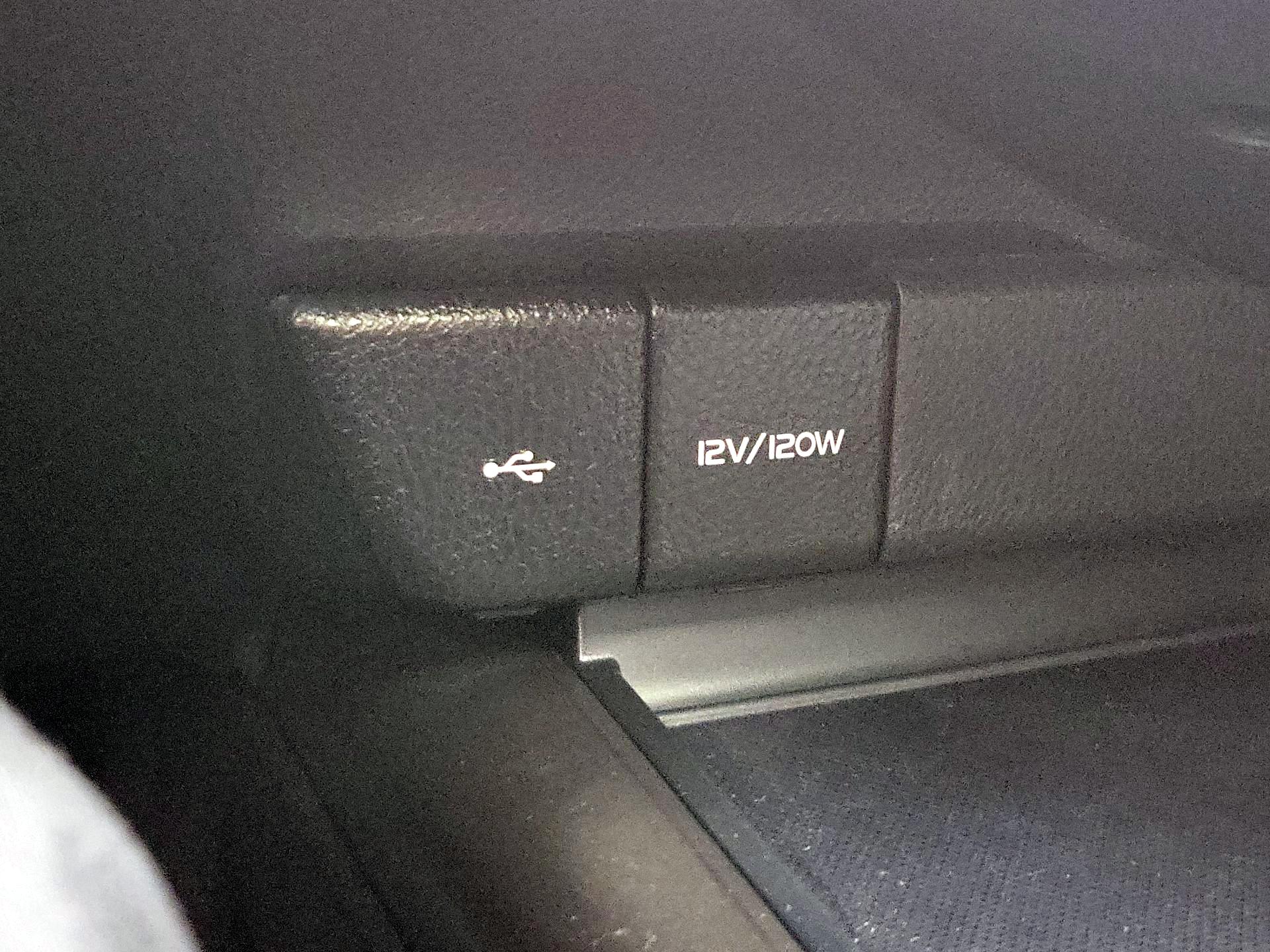 Thumbnail: 2023 Toyota Camry - 18