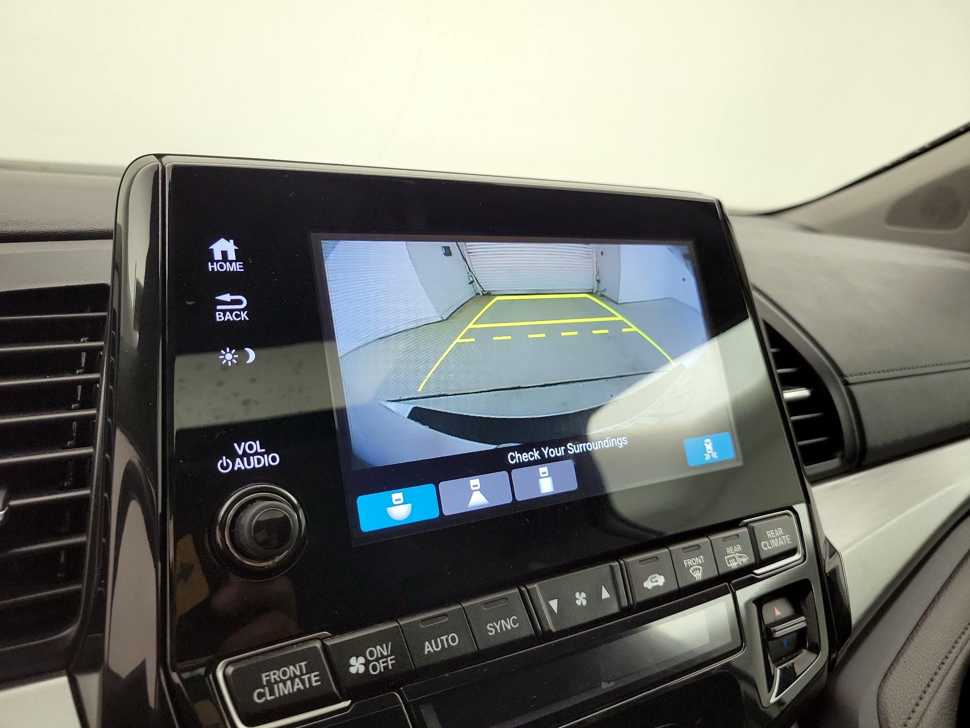 Thumbnail: 2019 Honda Odyssey - 14