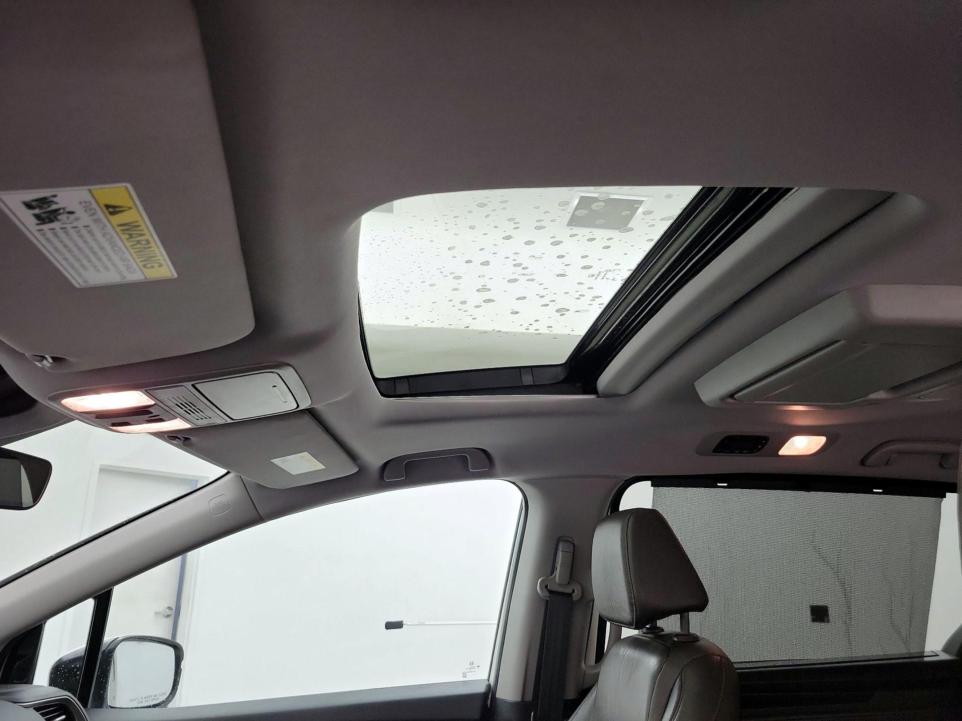 Thumbnail: 2019 Honda Odyssey - 19