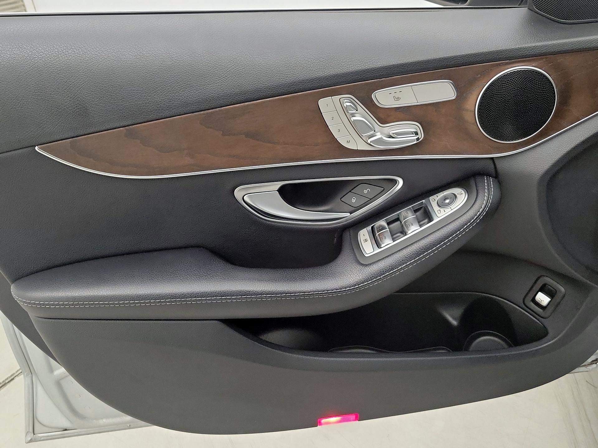 Thumbnail: 2018 Mercedes-Benz C-Class - 12