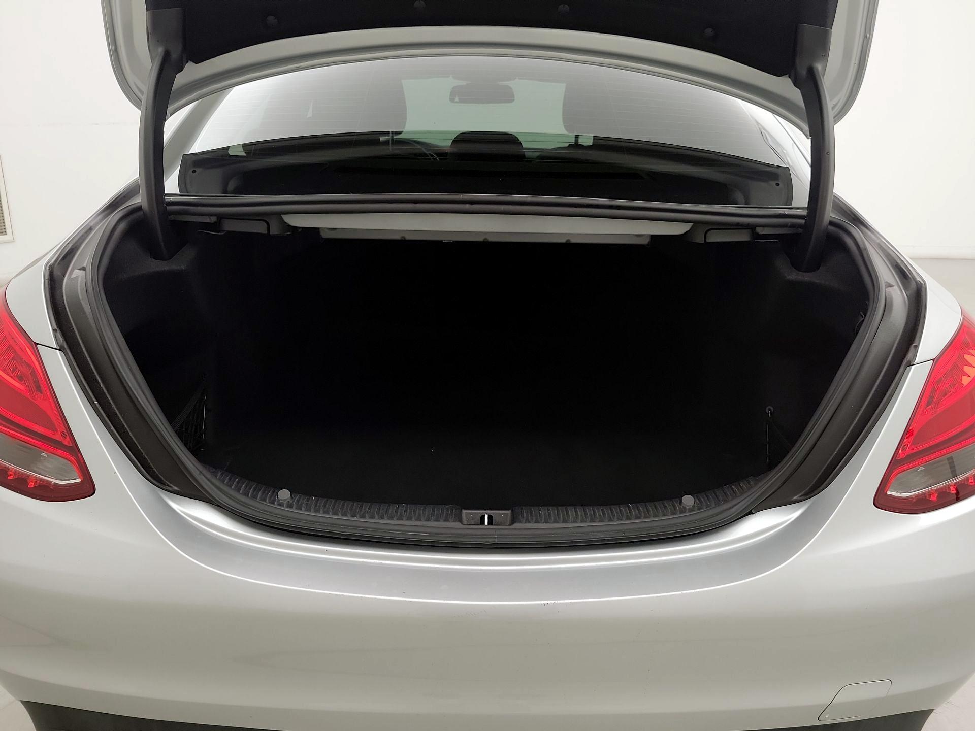 Thumbnail: 2018 Mercedes-Benz C-Class - 20