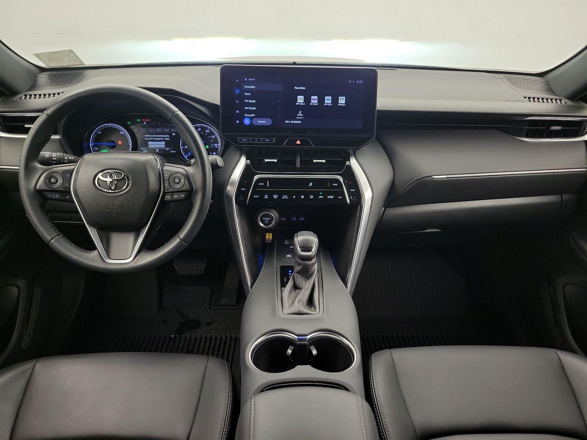 Thumbnail: 2023 Toyota Venza - 9