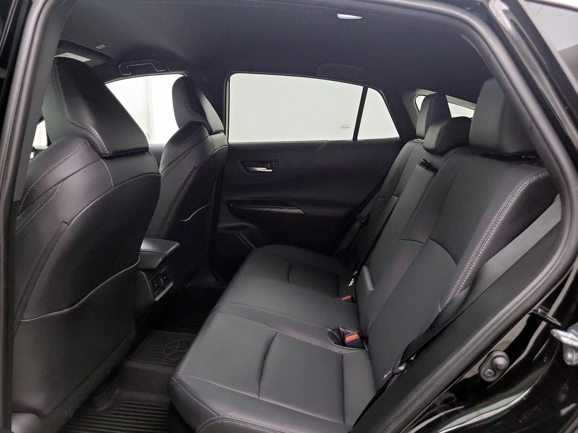 Thumbnail: 2023 Toyota Venza - 19