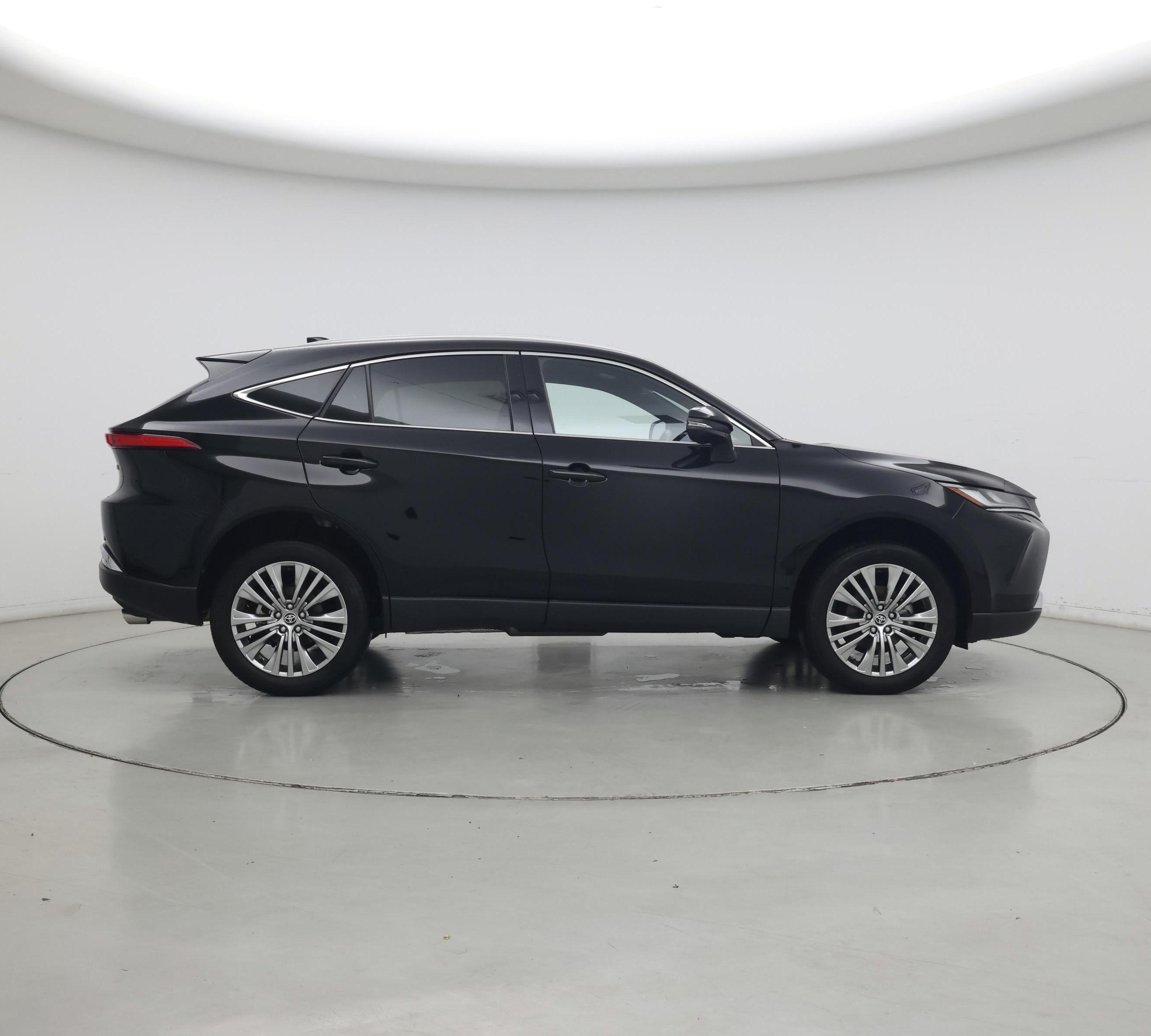 Thumbnail: 2023 Toyota Venza - 7