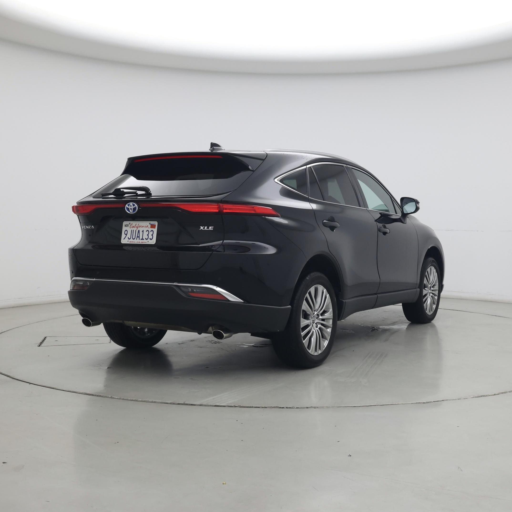 Thumbnail: 2023 Toyota Venza - 8
