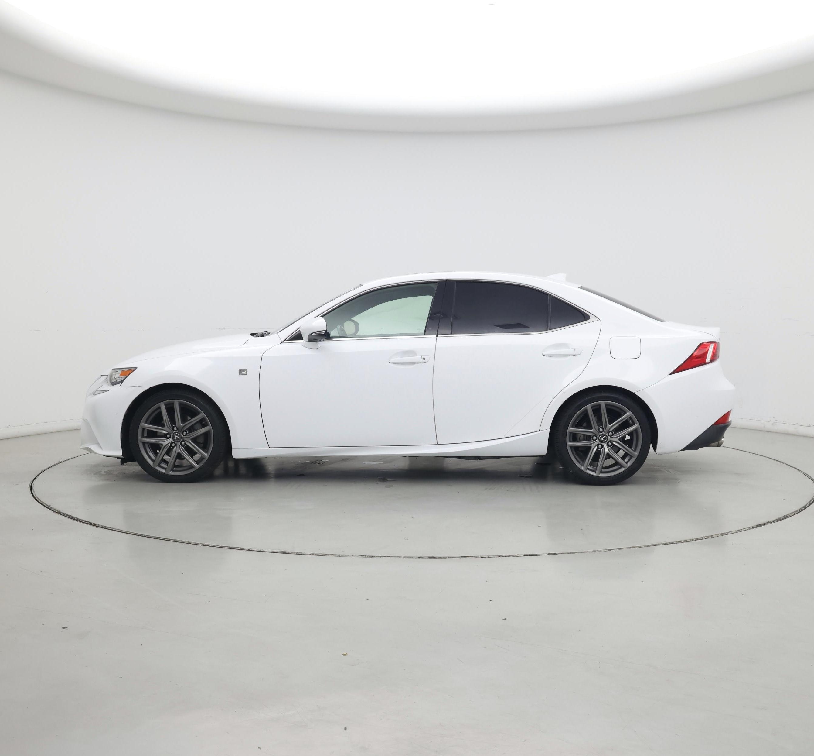 Thumbnail: 2015 Lexus IS - 3