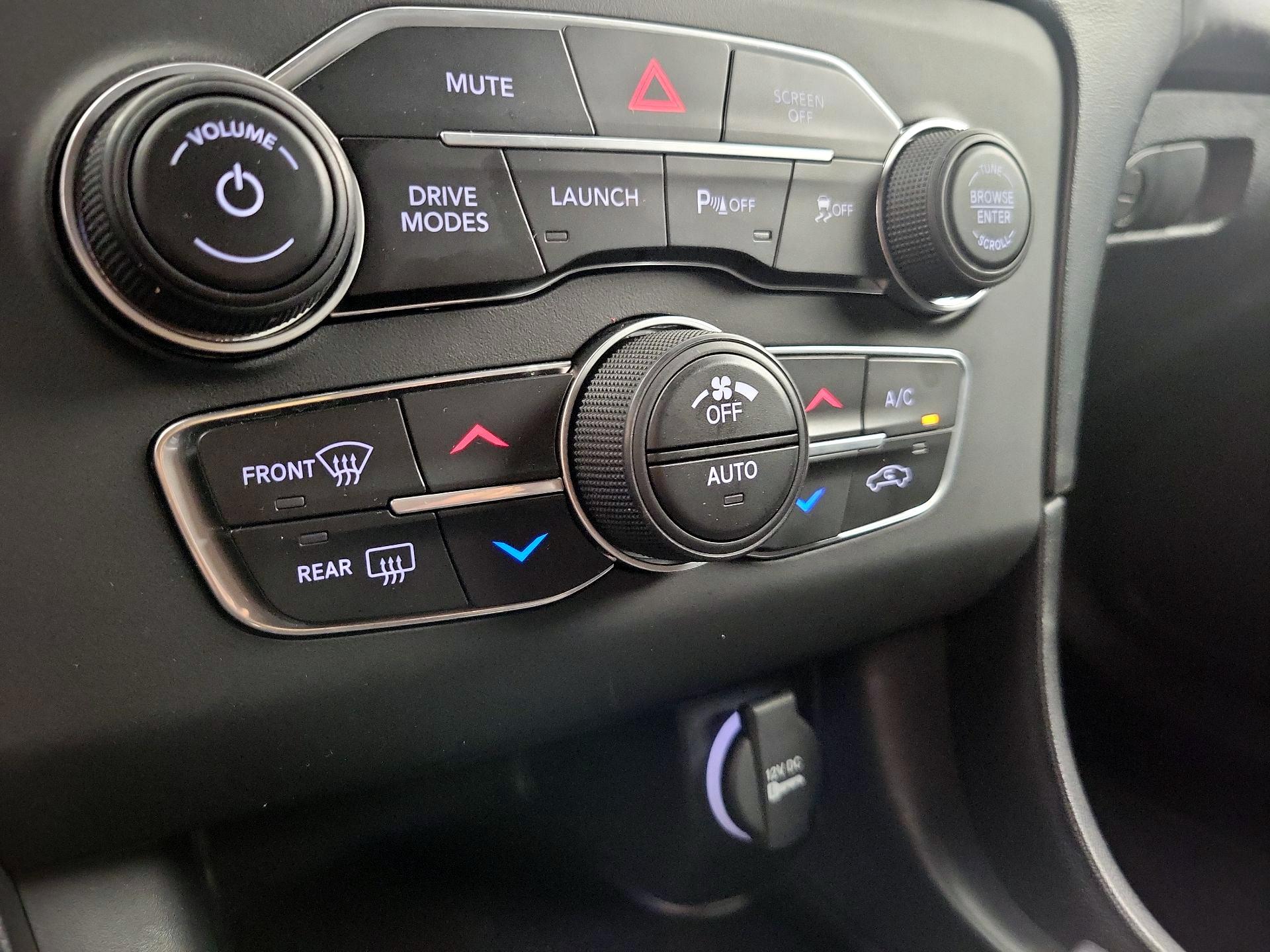 Thumbnail: 2020 Dodge Charger - 16